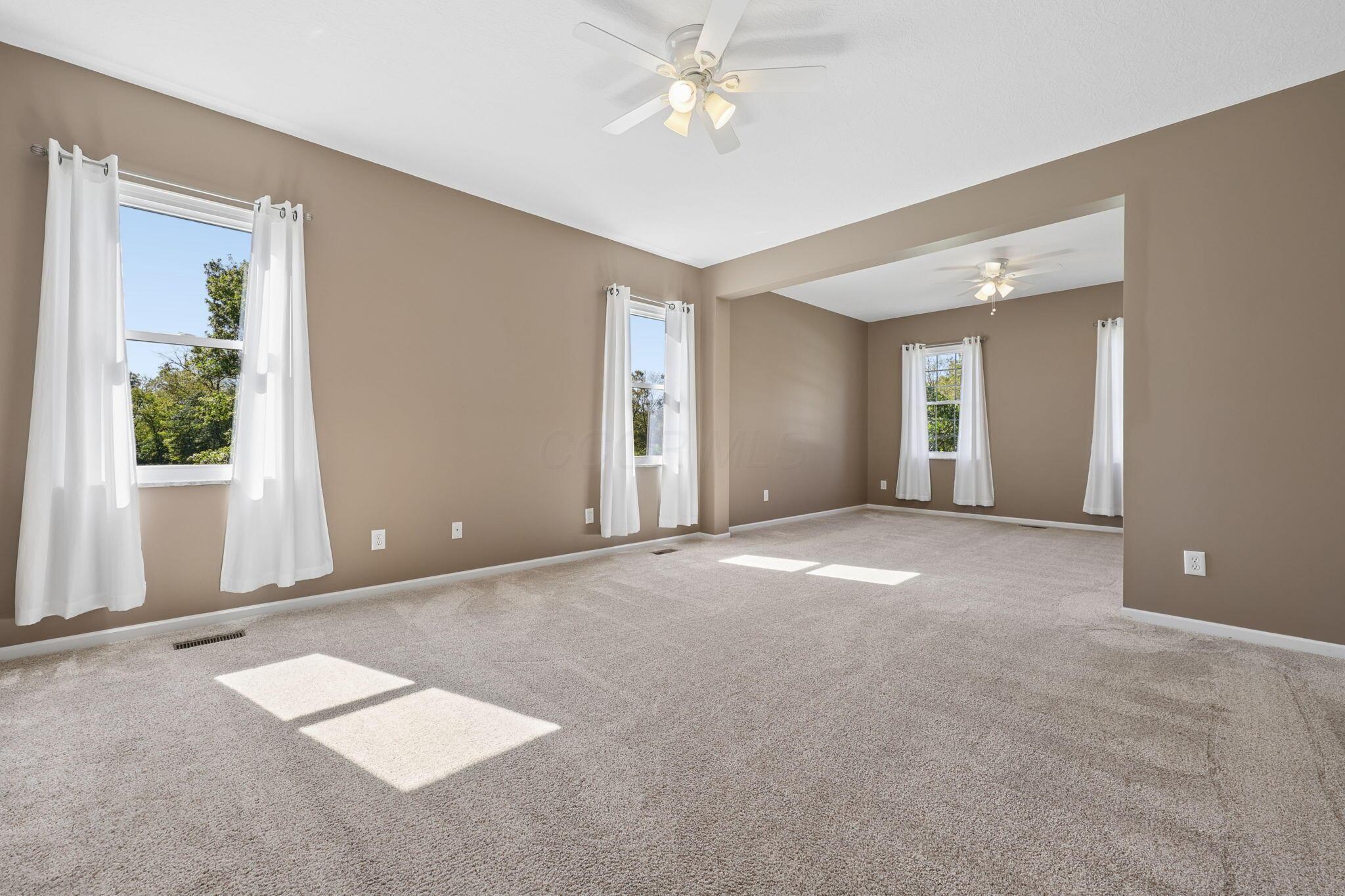300 Waters Edge Drive Property Photo 18