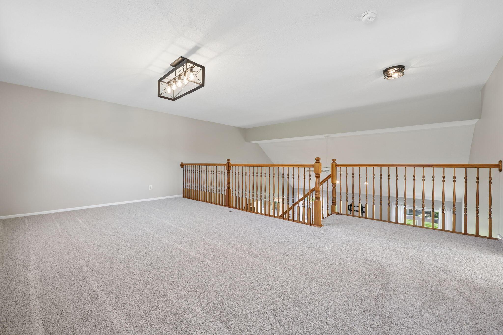 300 Waters Edge Drive Property Photo 28