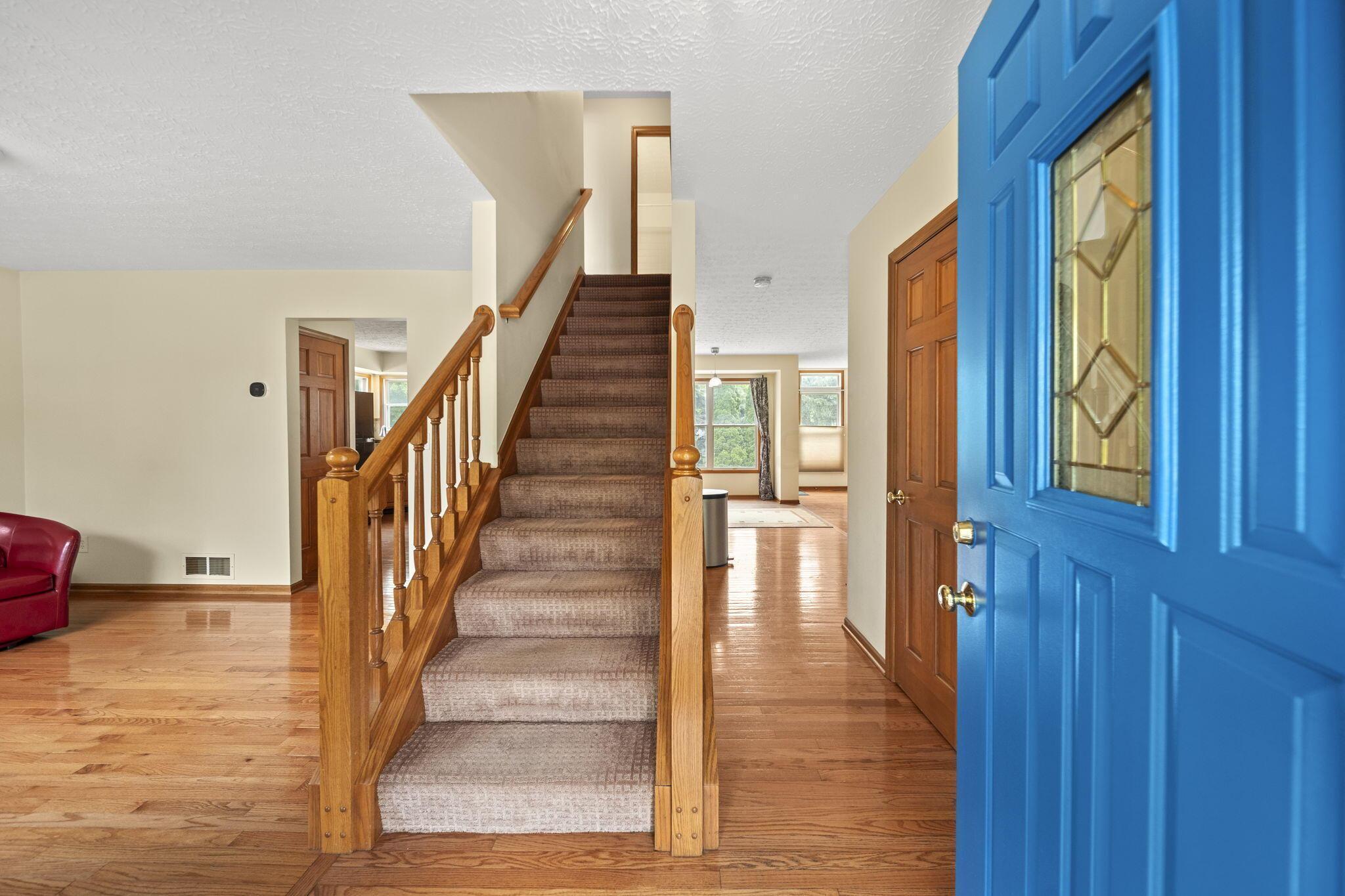 5906 Sandy Rings Lane Property Photo 6