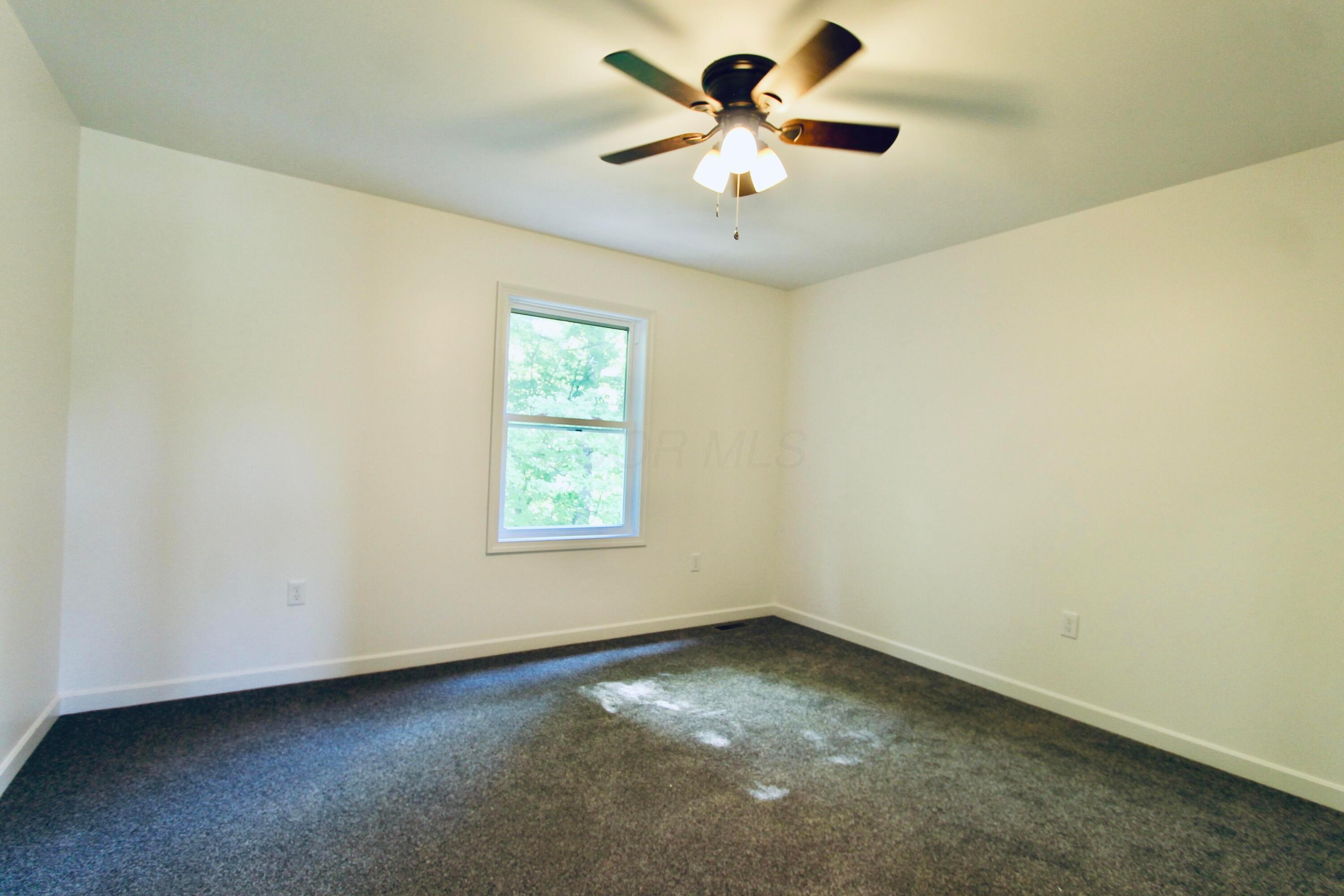 11517 Kenyon Road Property Photo 13