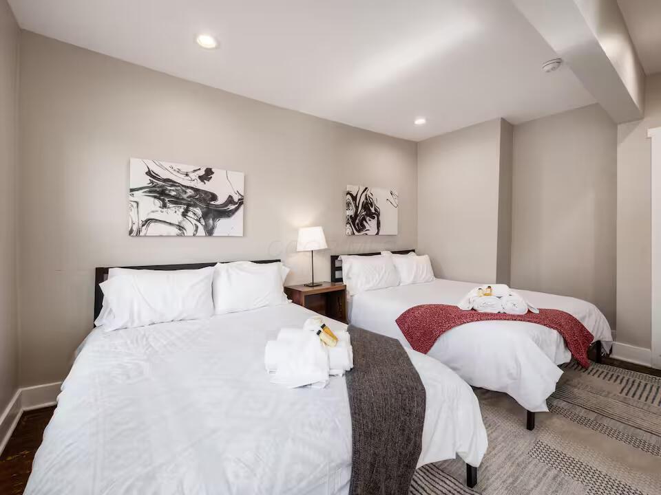 370 Forest Street Property Photo 17