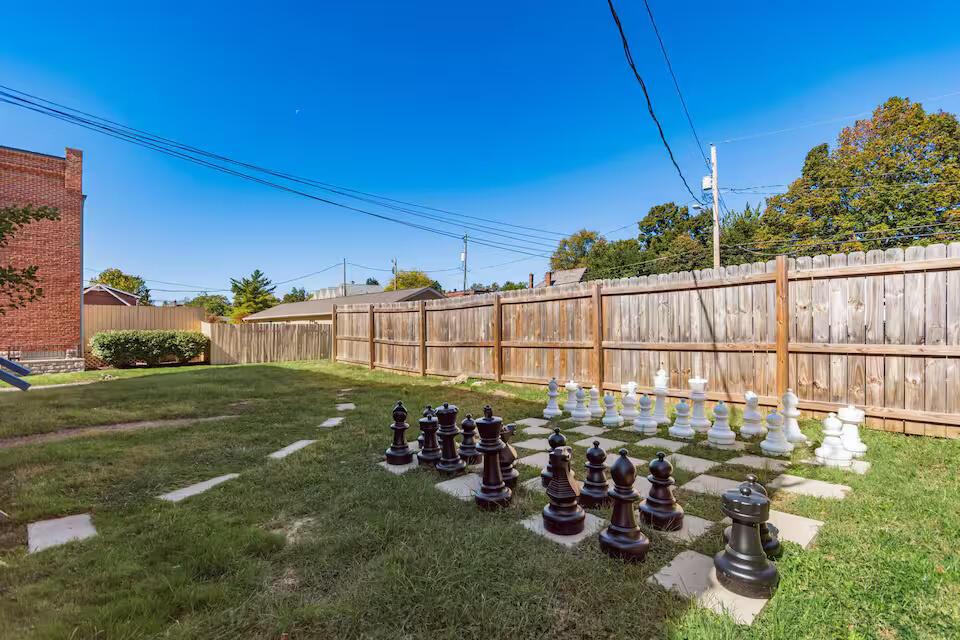 370 Forest Street Property Photo 76