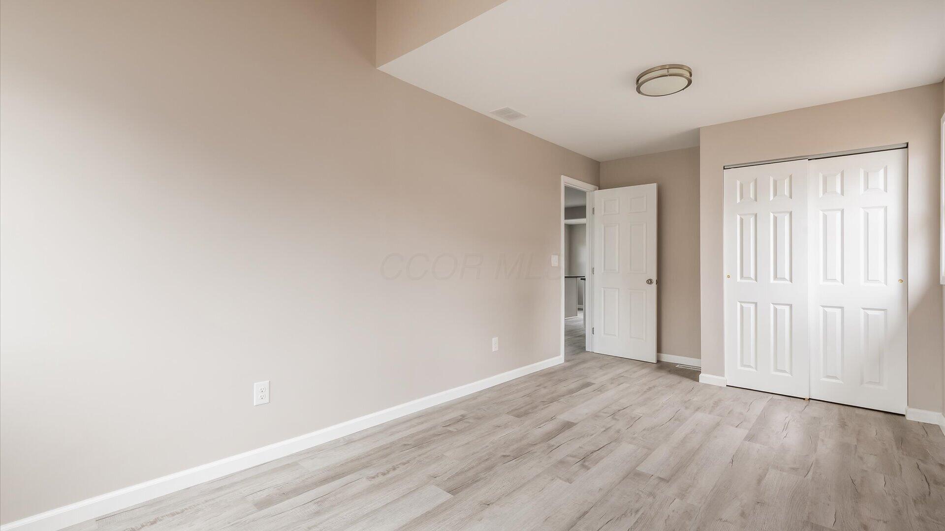 4881 Decker Avenue Ne Property Photo 19