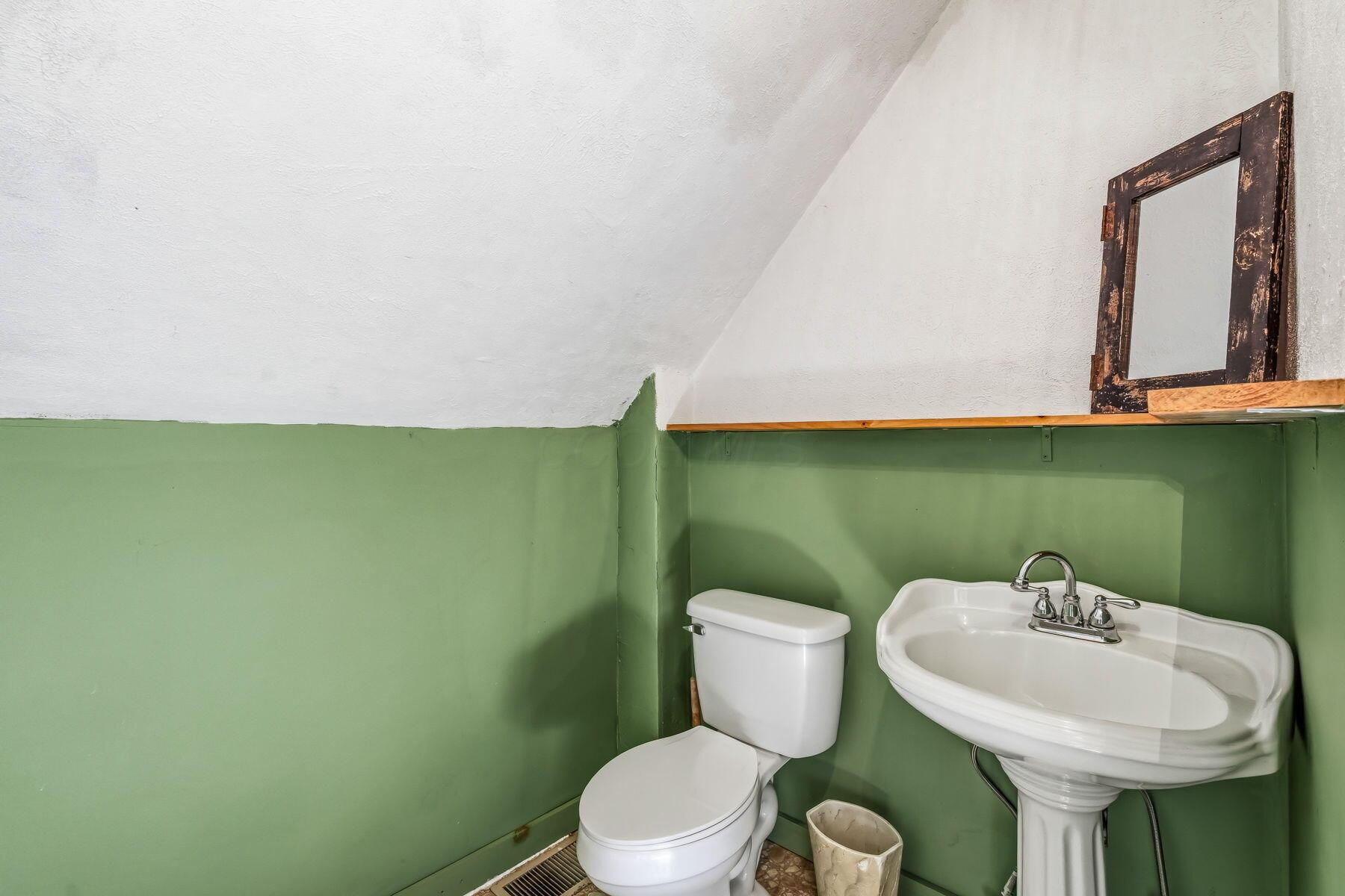 437 Boyce Street Property Photo 22
