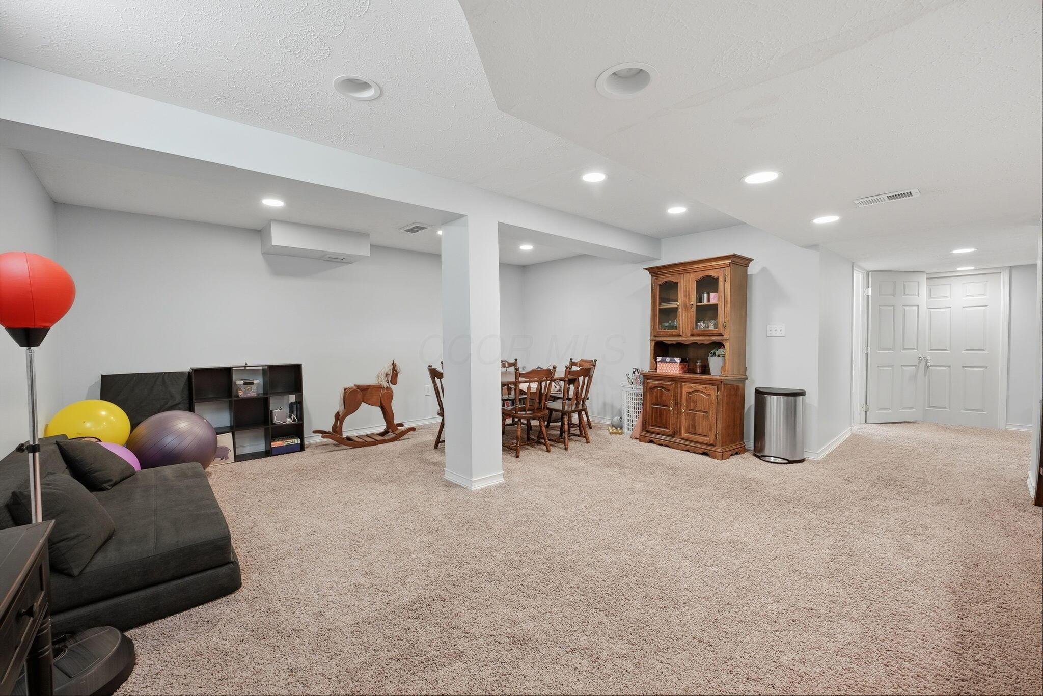 275 Spruce Hill Drive Property Photo 33
