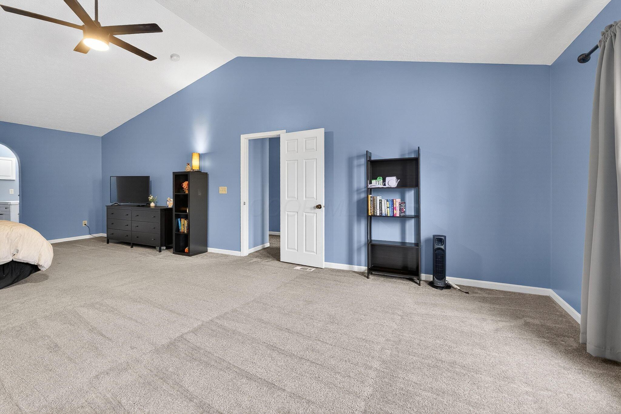 22 Tabilore Loop Property Photo 37