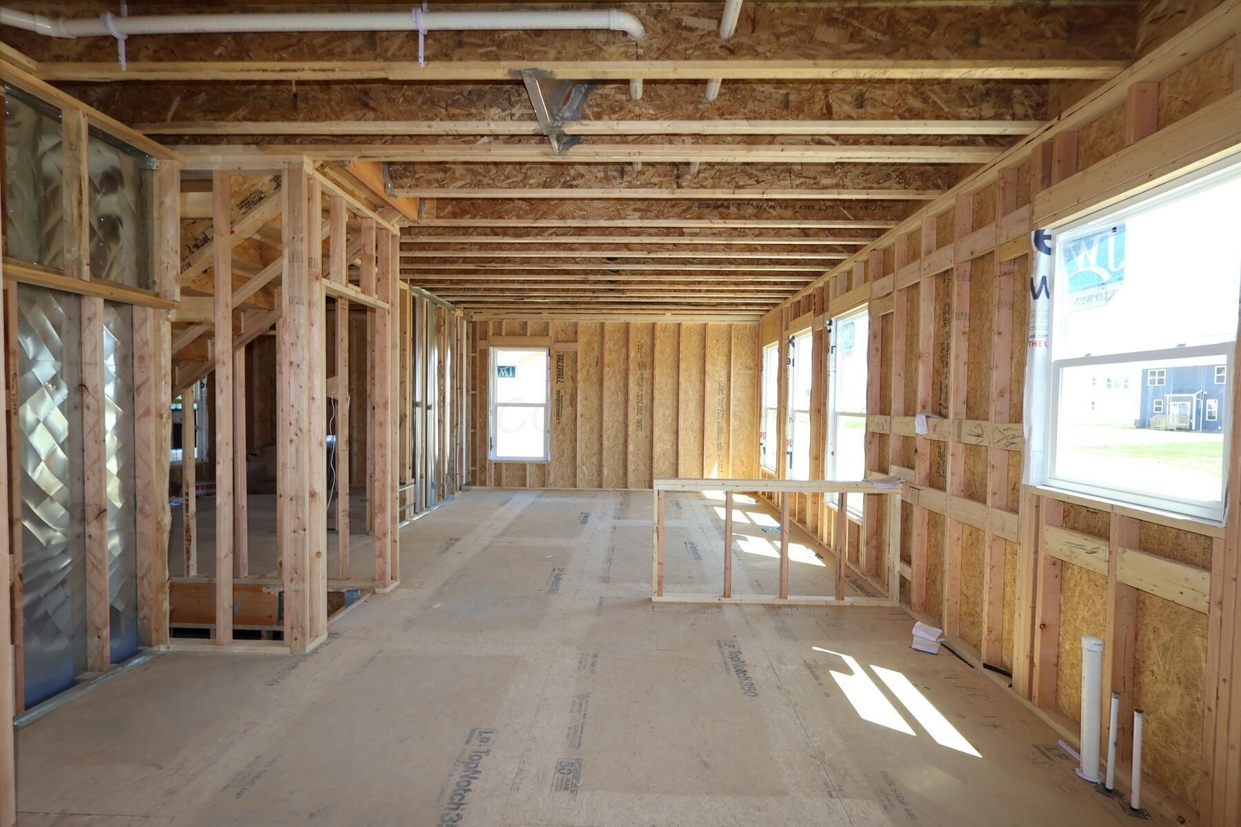 1747 Kenneth Drive Property Photo 2