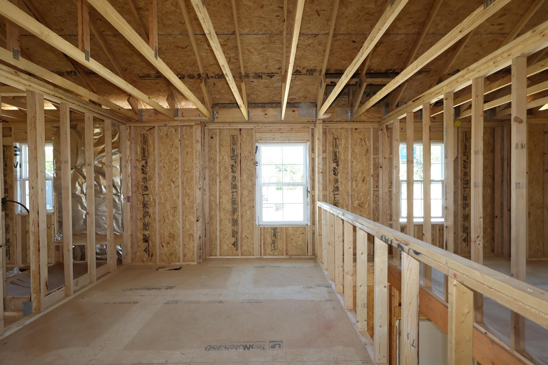1747 Kenneth Drive Property Photo 4