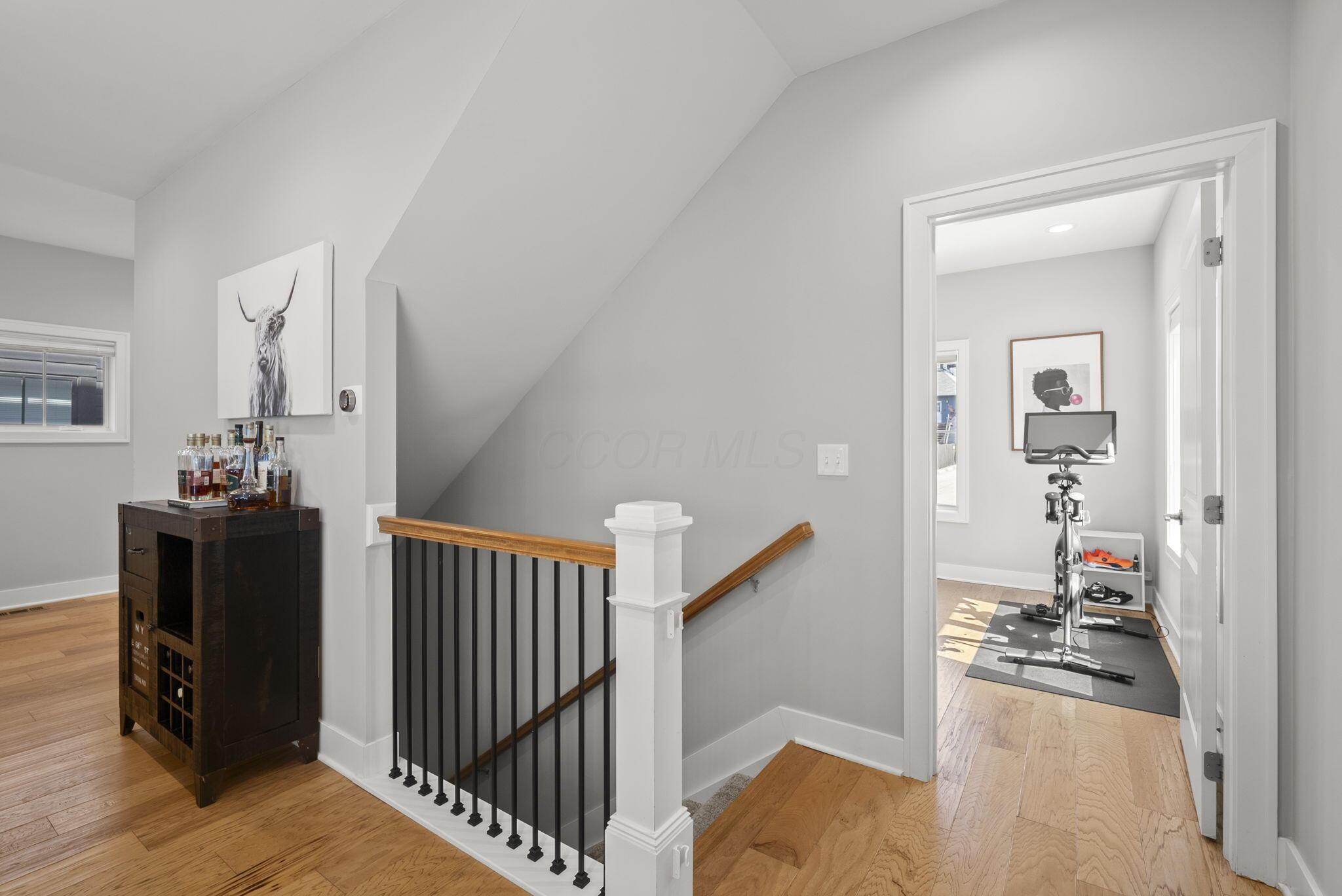 291 E Greenwood Avenue Property Photo 16