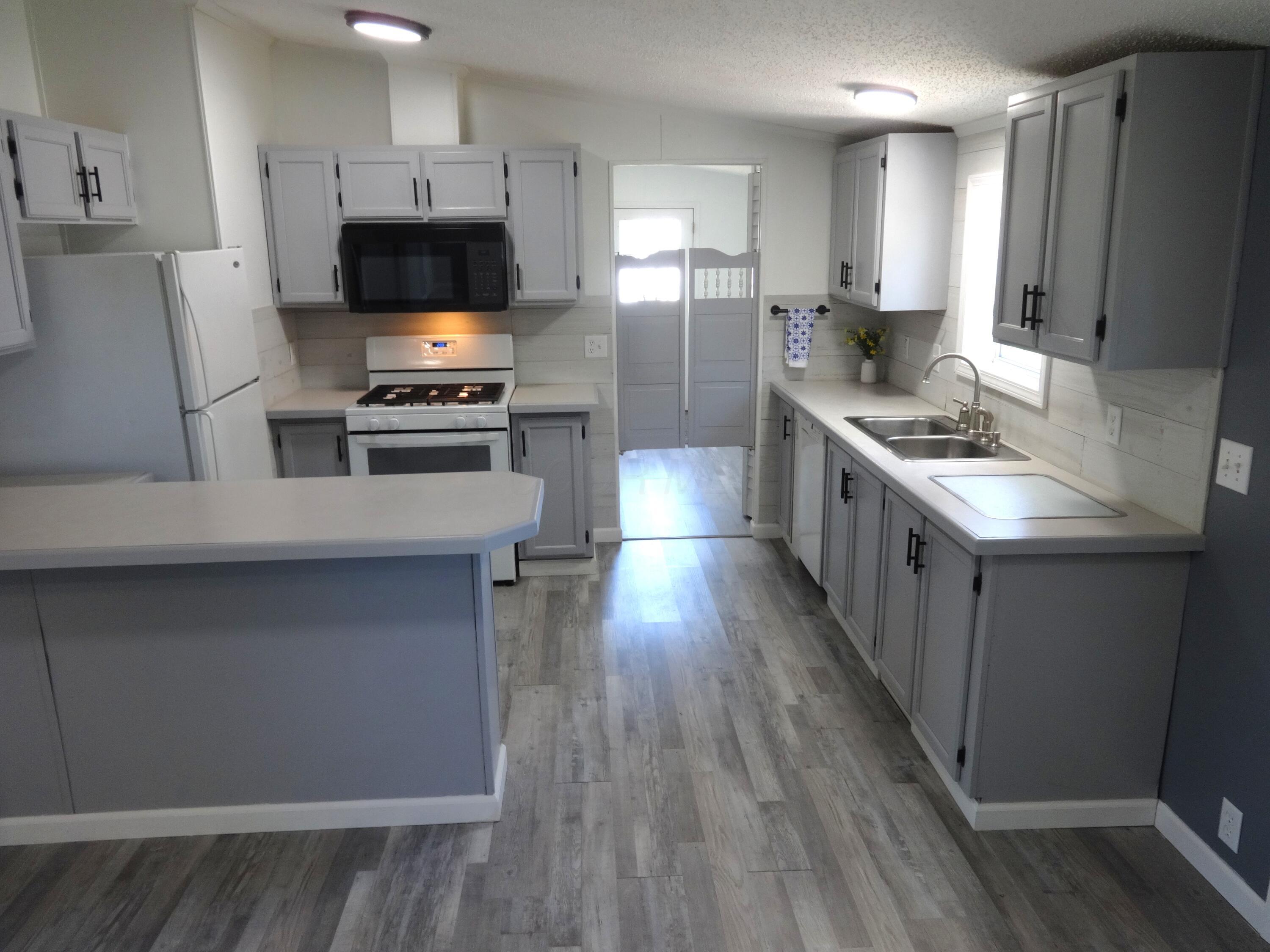 6432 State Route 656 Property Photo 5
