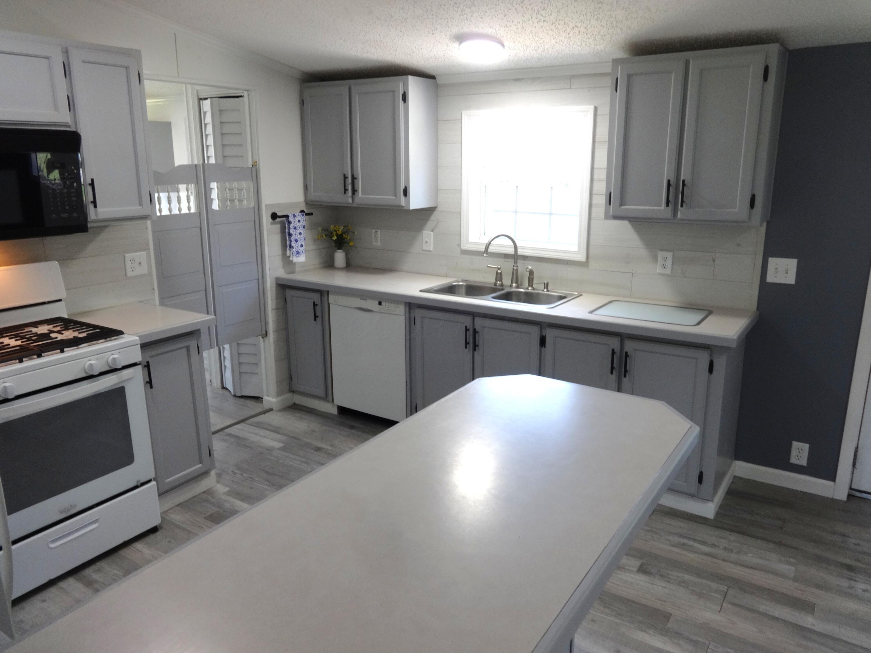 6432 State Route 656 Property Photo 7