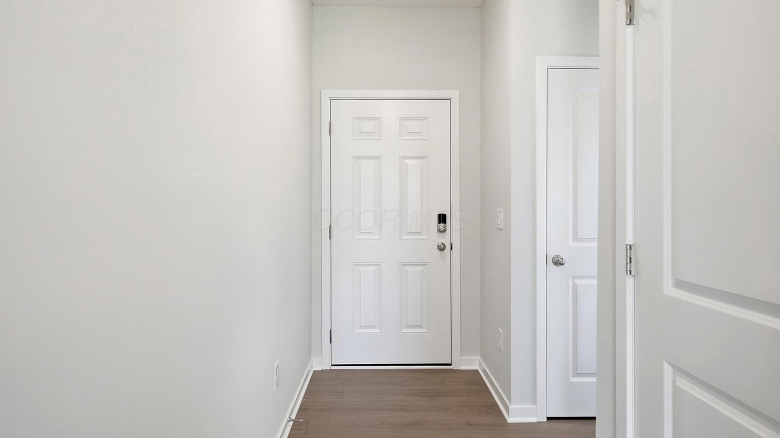 435 Jaret Way Property Photo 5