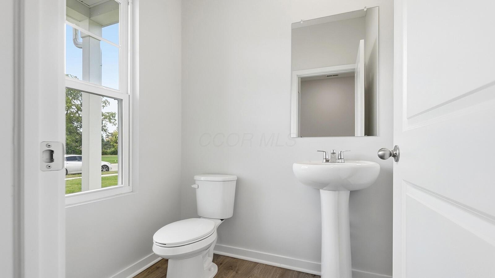 435 Jaret Way Property Photo 17