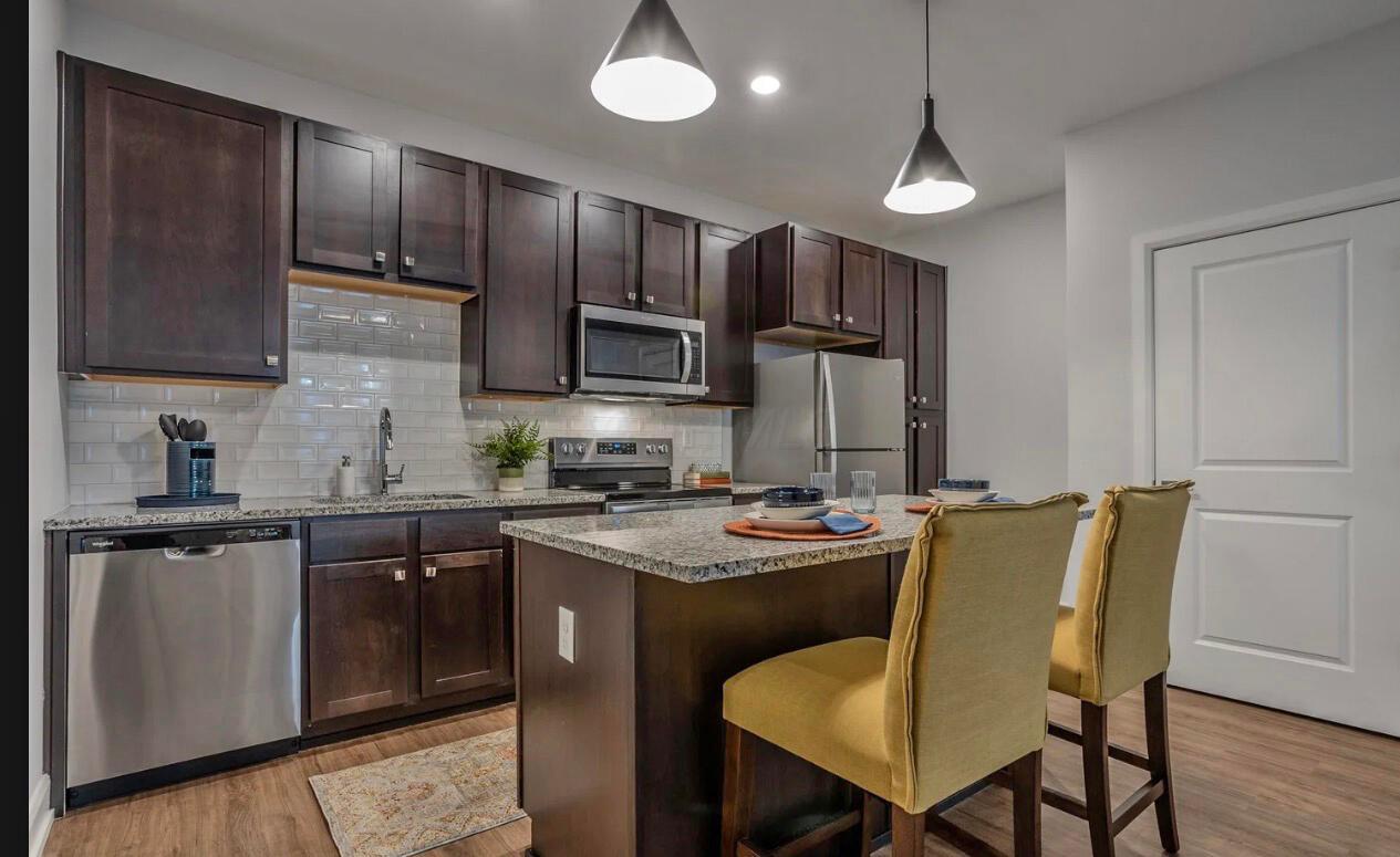 1020 Lusso Avenue, 200 Property Photo 15