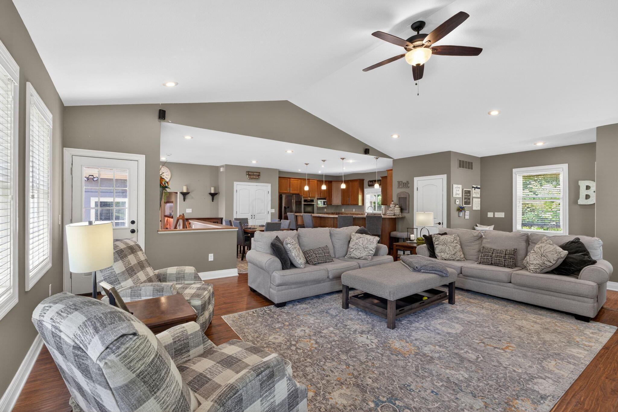 3951 Clotts Road Property Photo 3
