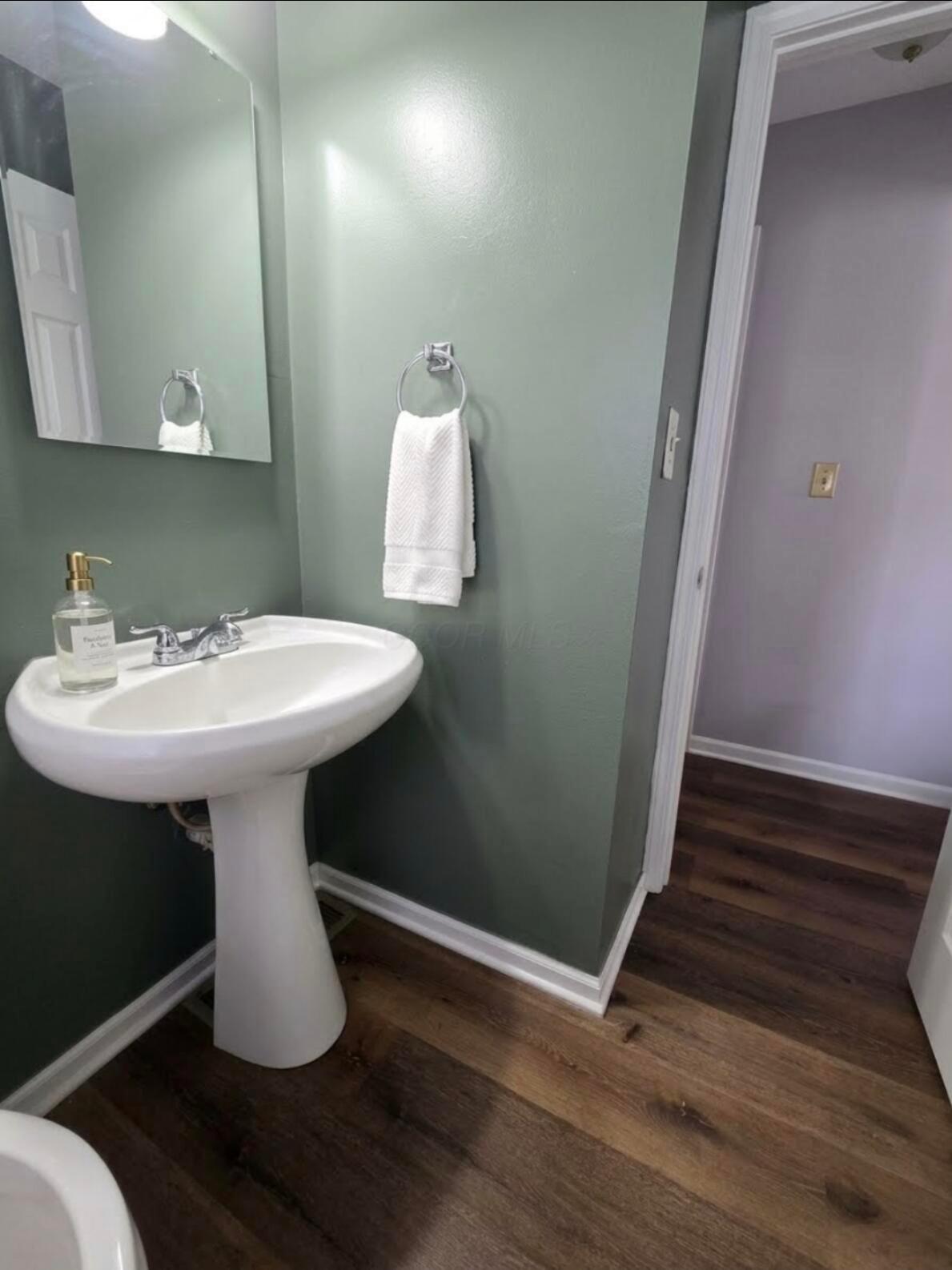 1303 Elderwood Avenue Property Photo 4