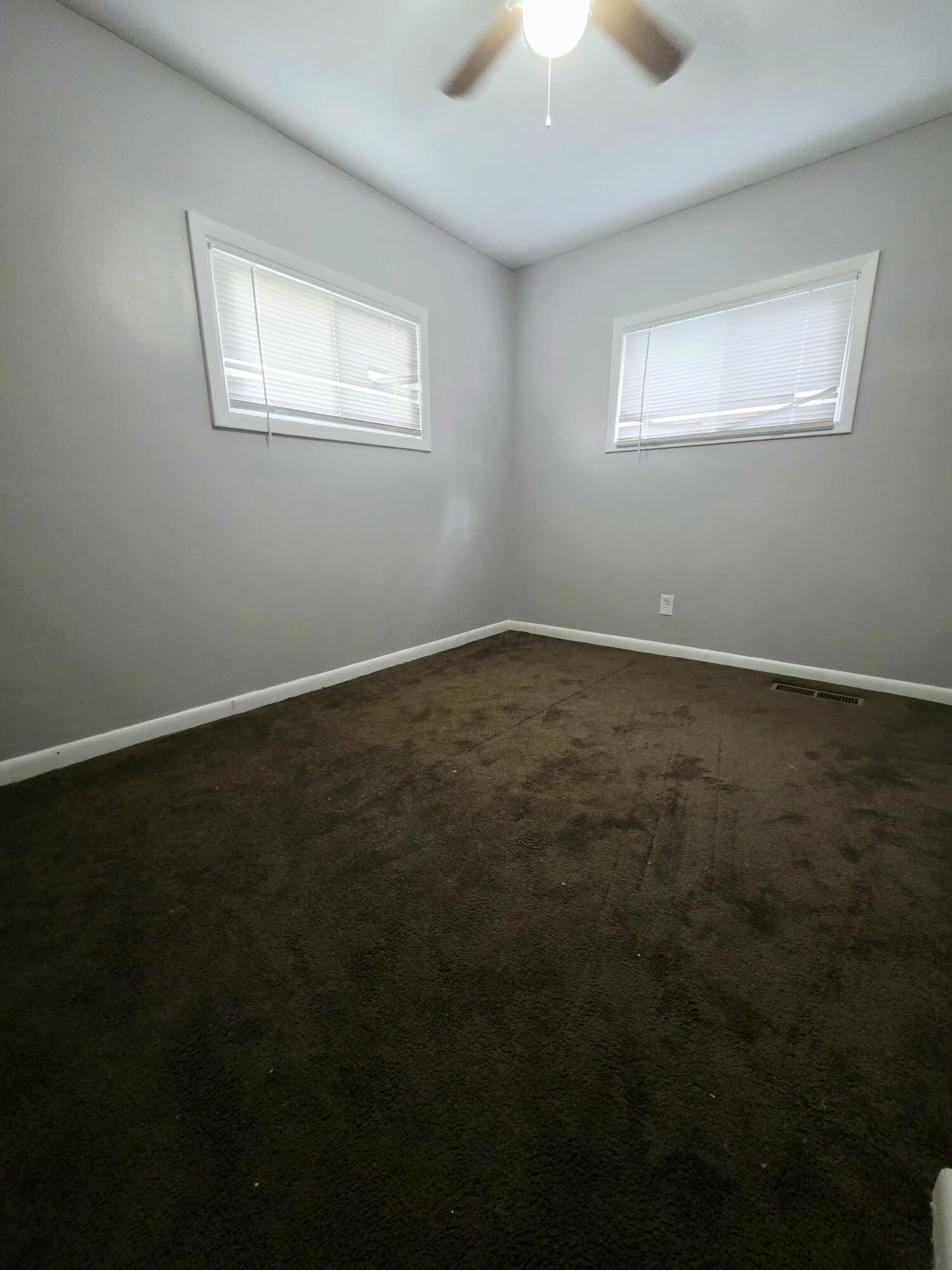 1303 Elderwood Avenue Property Photo 6