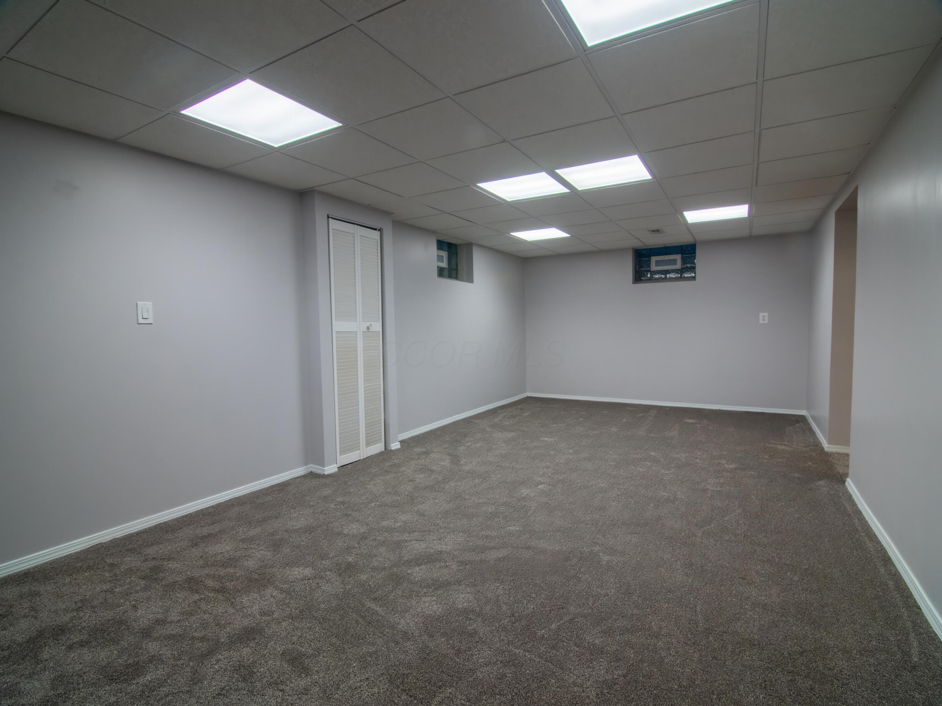 2861 Wellesley Drive Property Photo 31