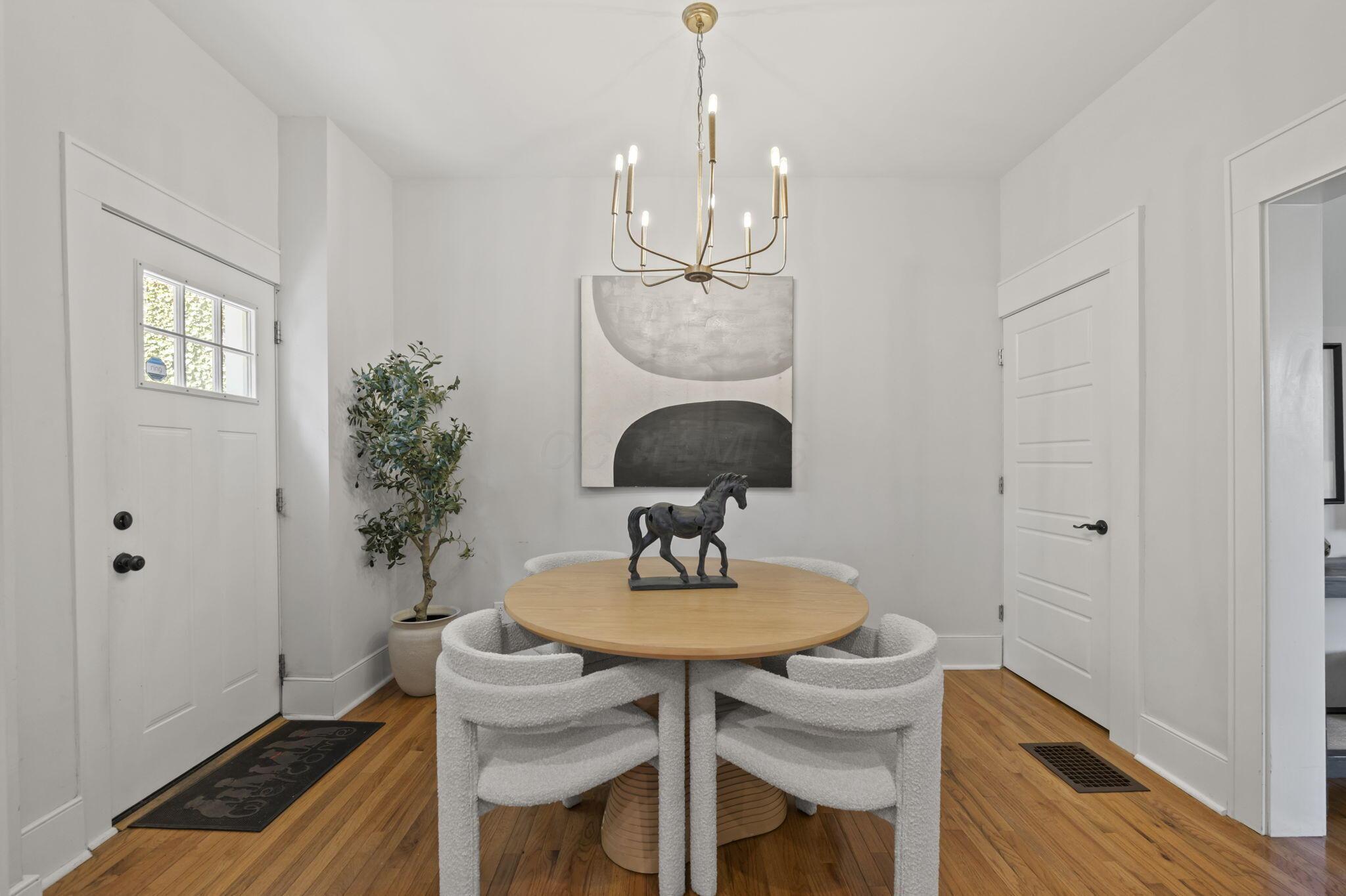 1563 Clifton Avenue Property Photo 8