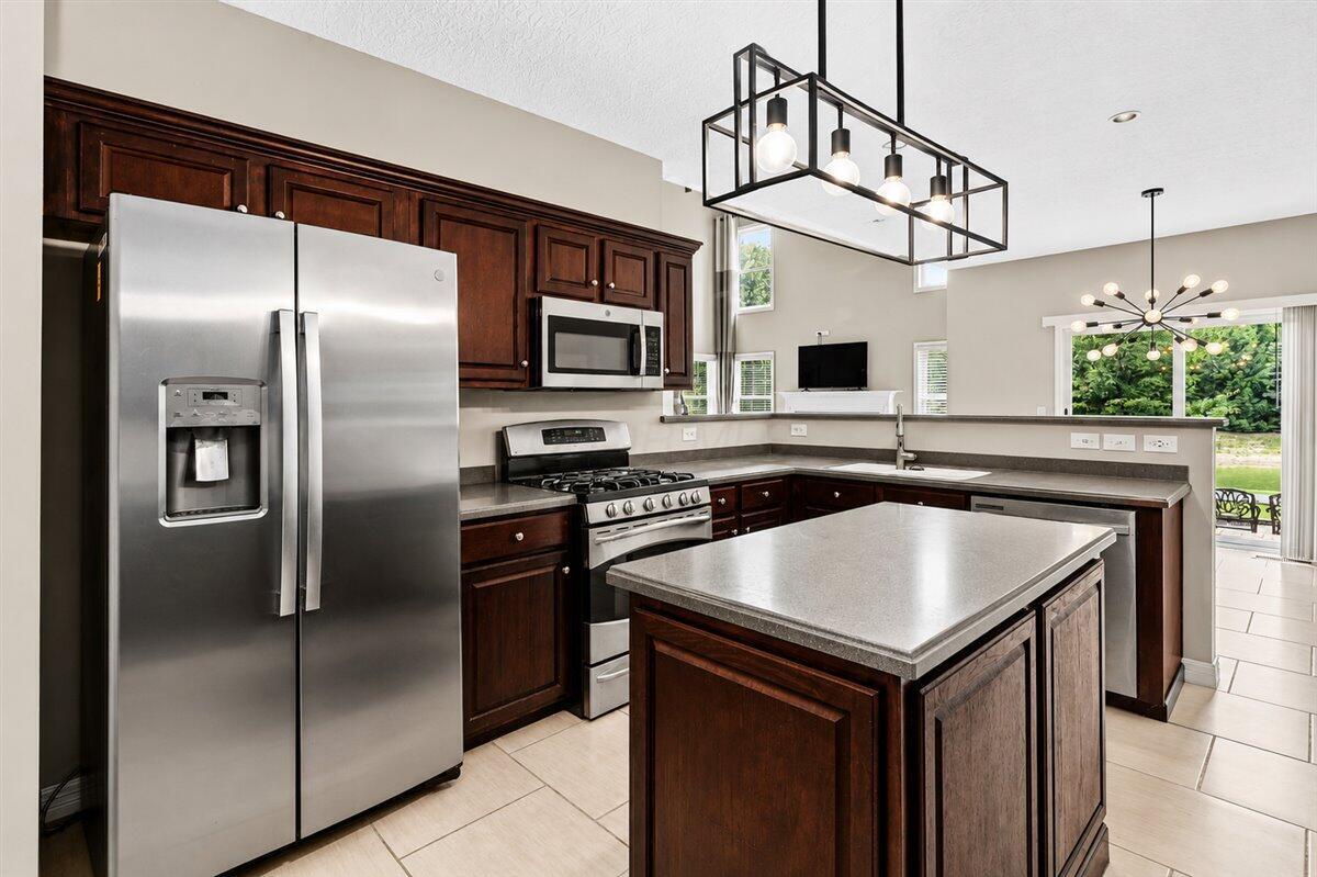 4545 Gary Way Property Photo 10