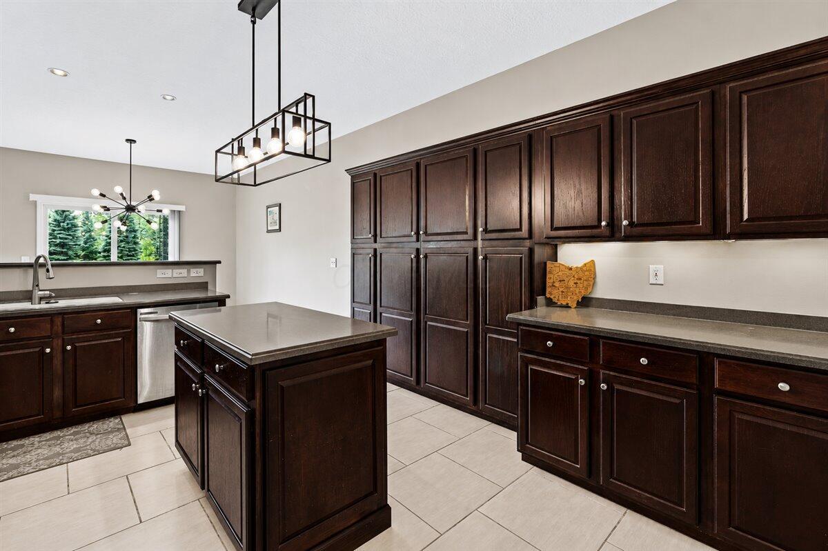 4545 Gary Way Property Photo 11