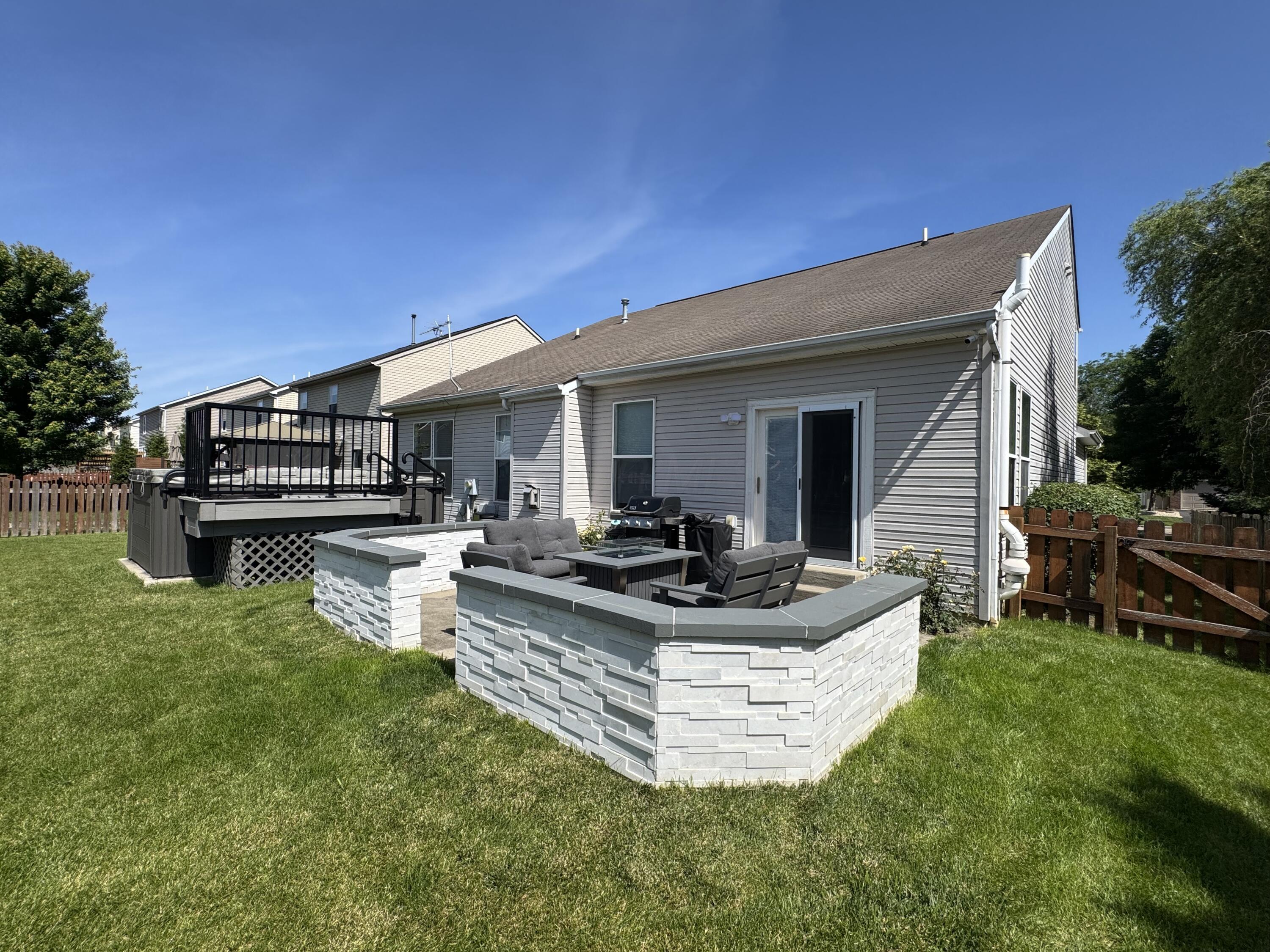 657 Brighton Street Property Photo 6