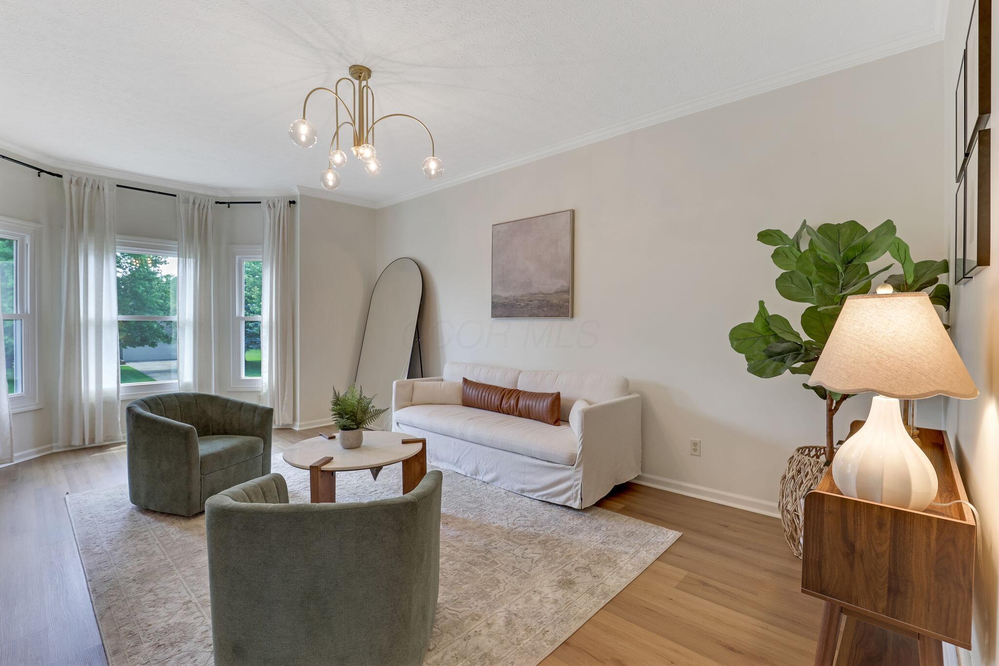 8538 Chateau Drive Property Photo 7