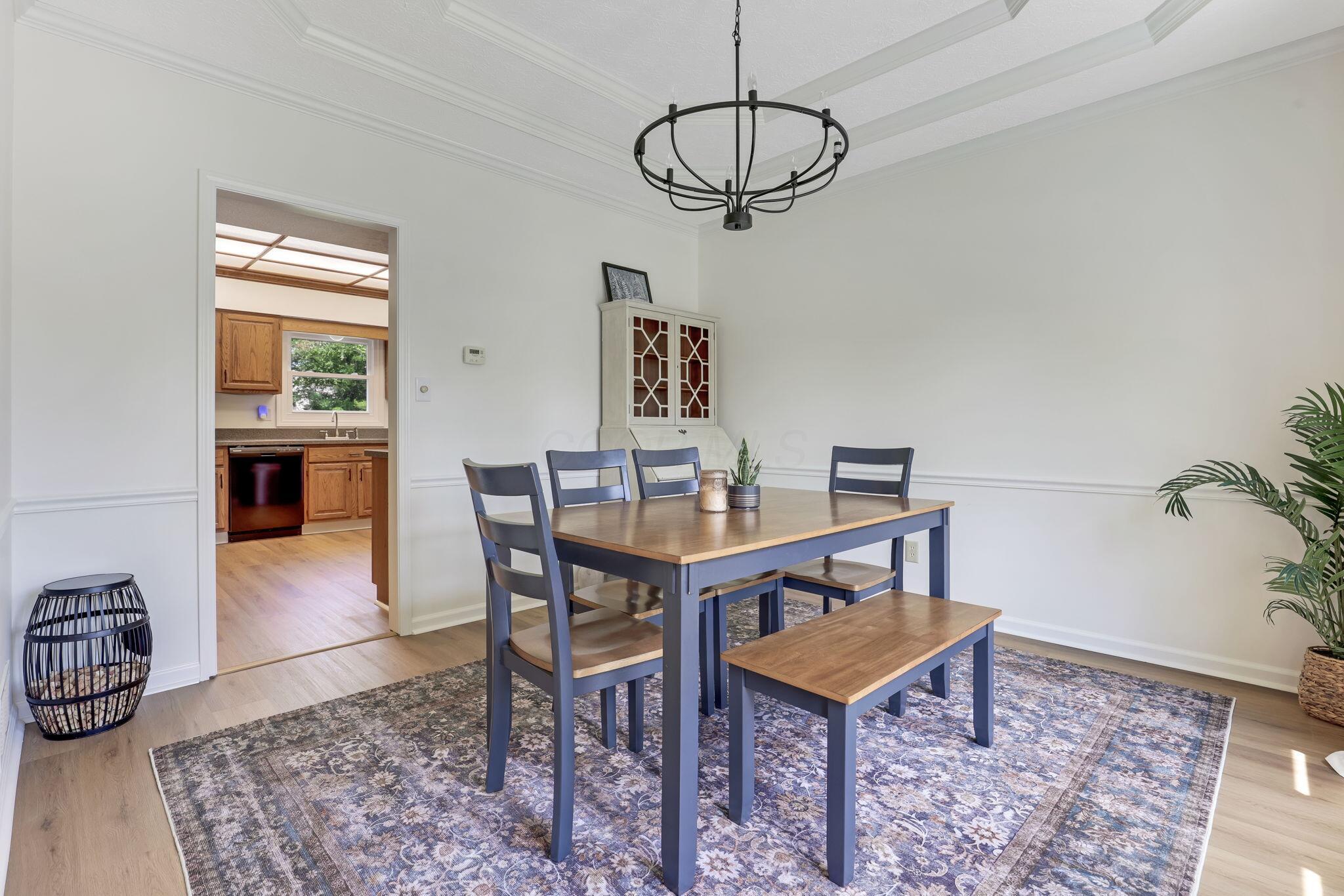 8538 Chateau Drive Property Photo 8