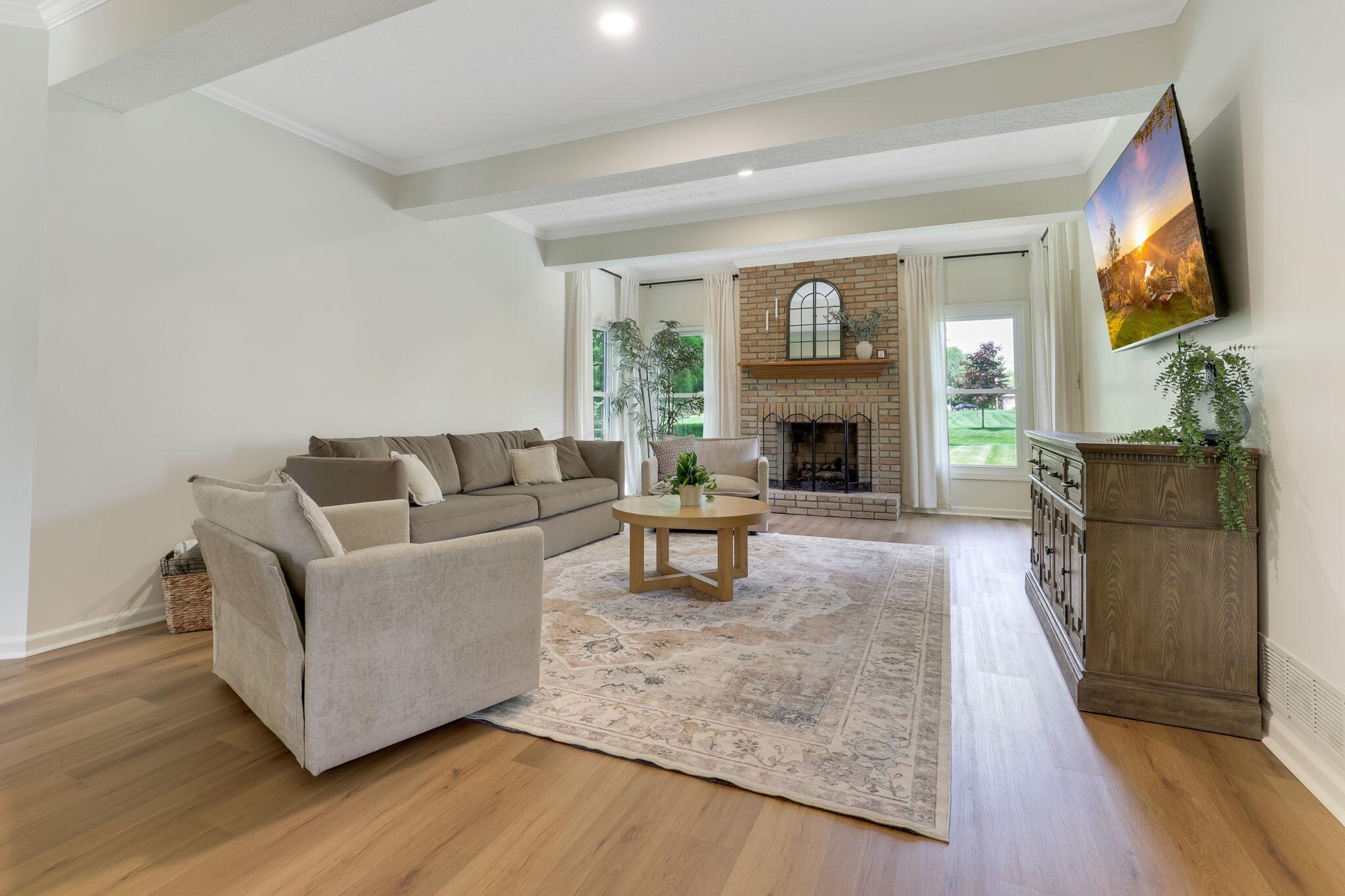 8538 Chateau Drive Property Photo 10