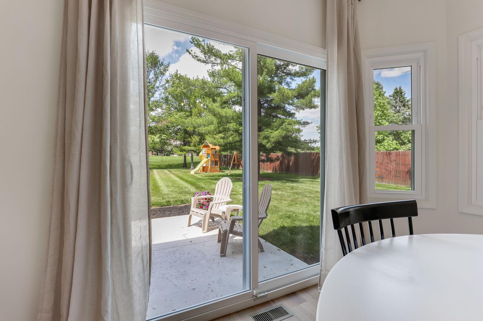 8538 Chateau Drive Property Photo 17