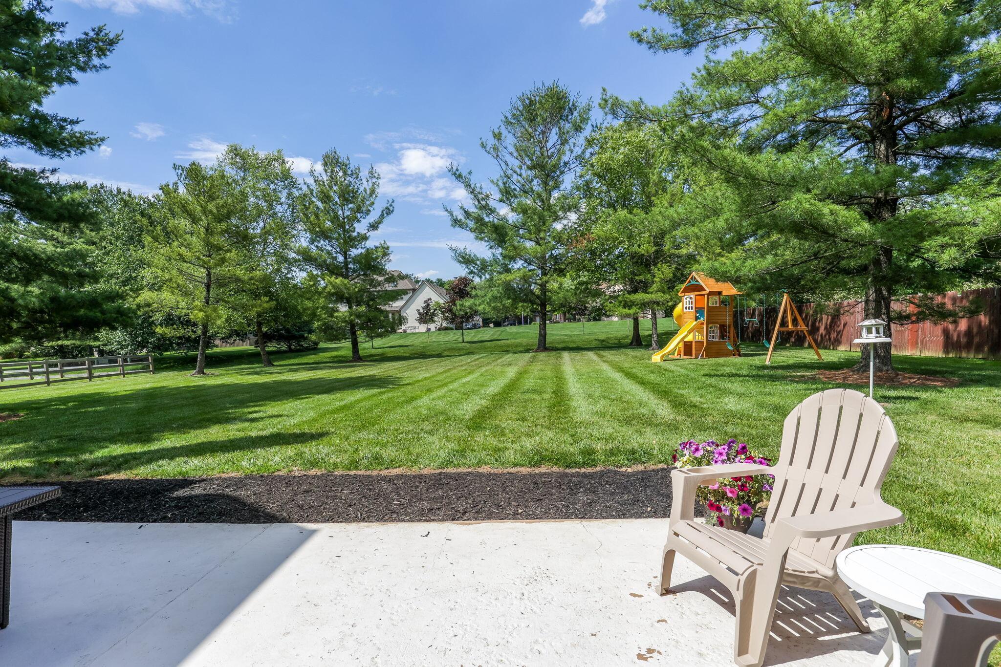 8538 Chateau Drive Property Photo 31