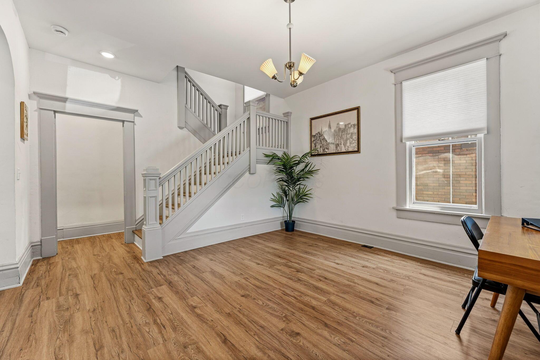 1698 Bryden Road Property Photo 3