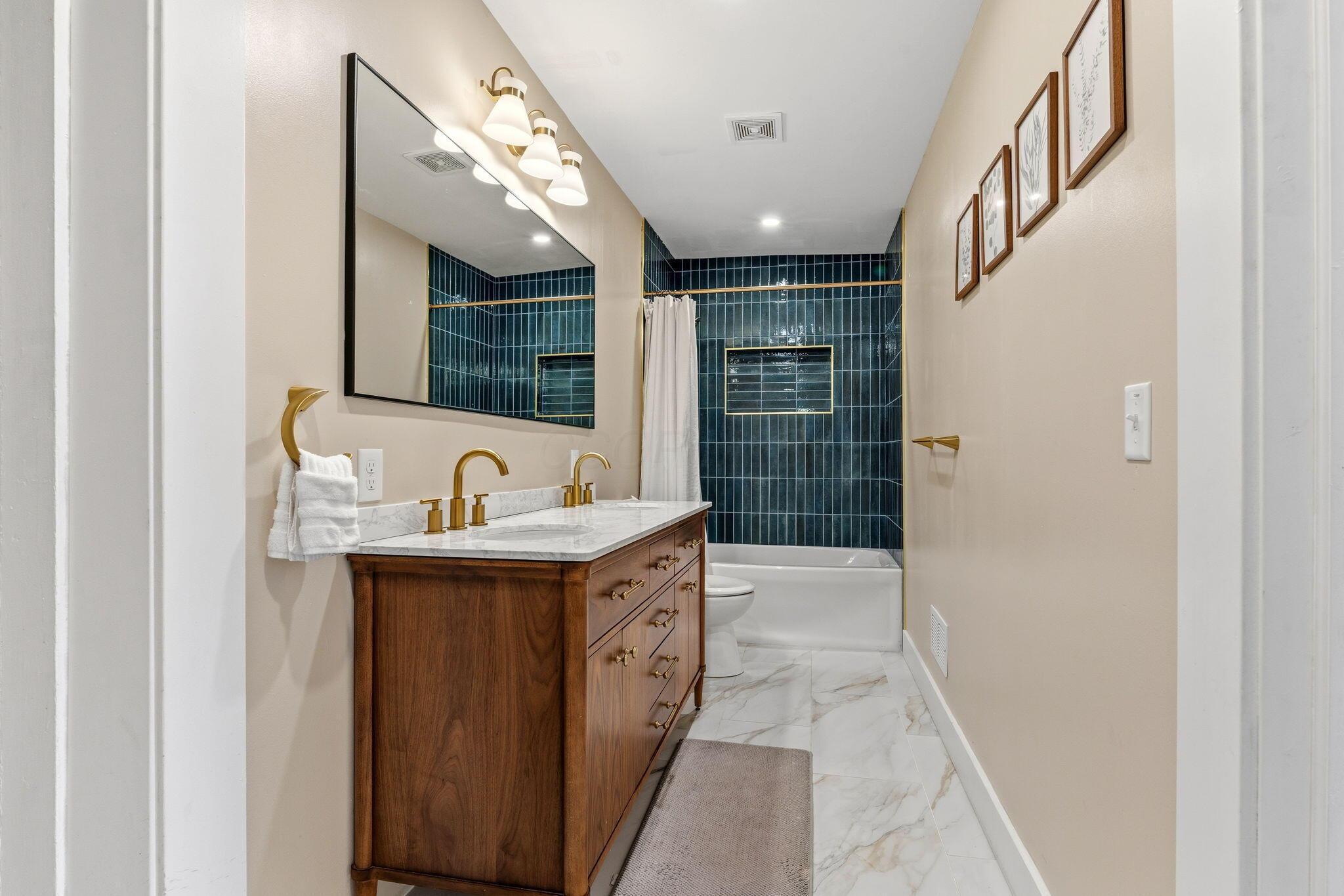 1698 Bryden Road Property Photo 20