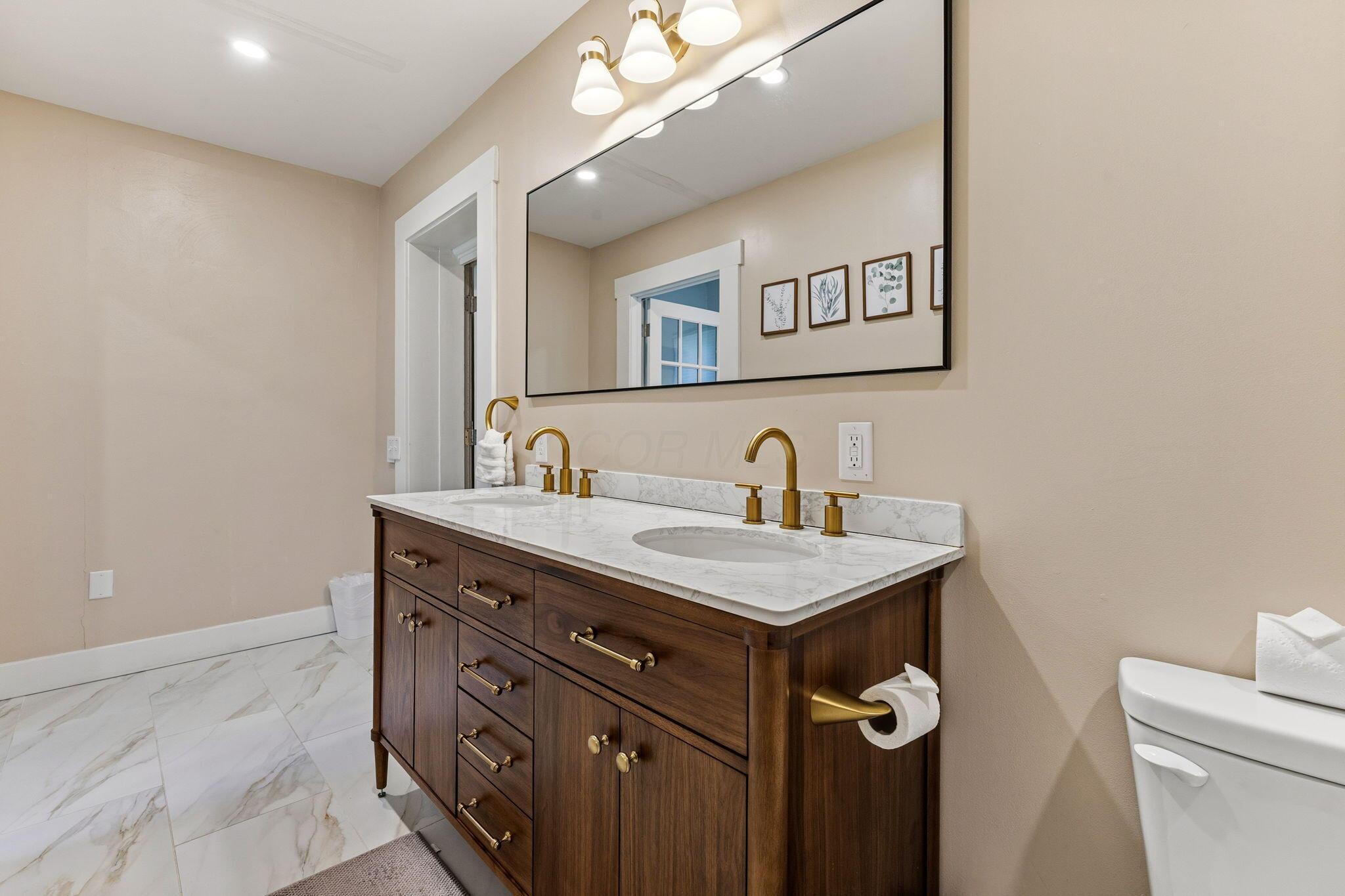 1698 Bryden Road Property Photo 21