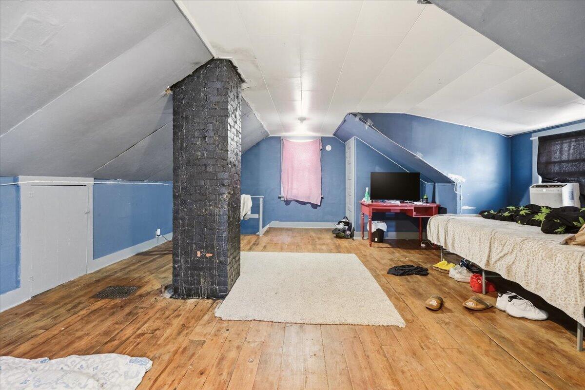 509 Heineman Boulevard Property Photo 11