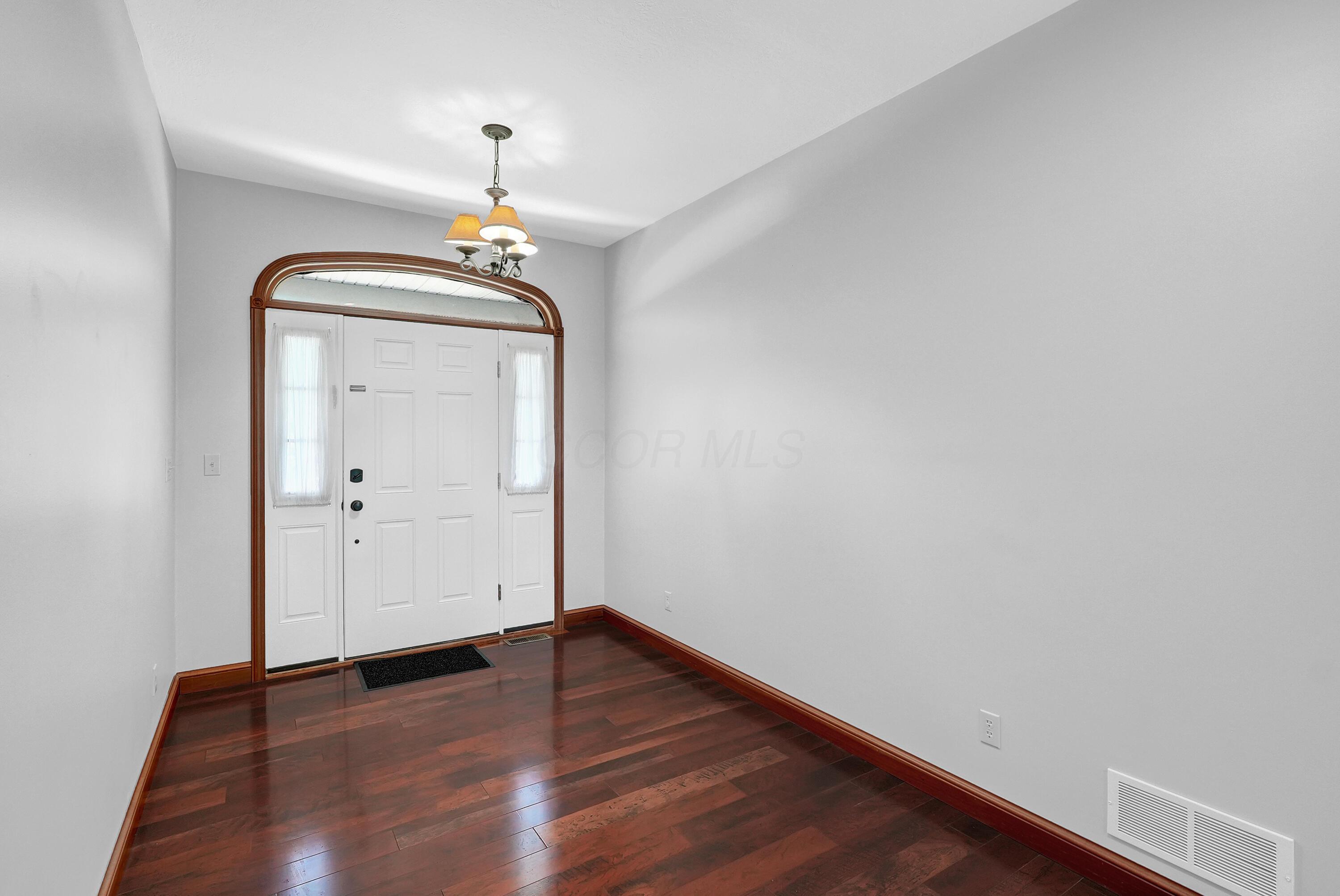 142 Yaples Orchard Drive Property Photo 8