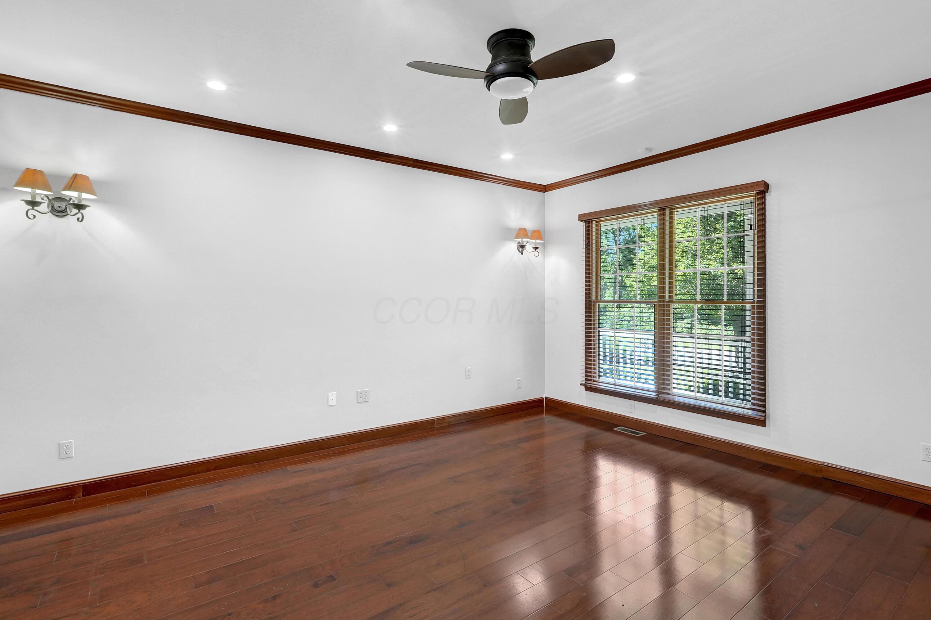142 Yaples Orchard Drive Property Photo 9