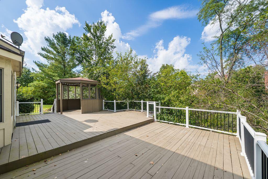 266 Oakham Court Property Photo 9