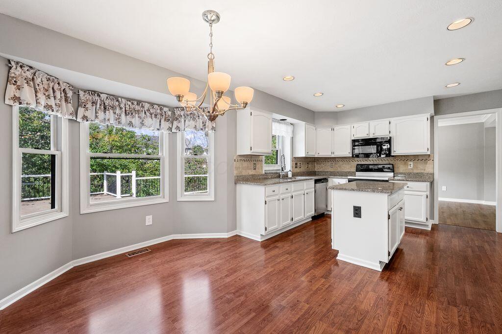 266 Oakham Court Property Photo 16