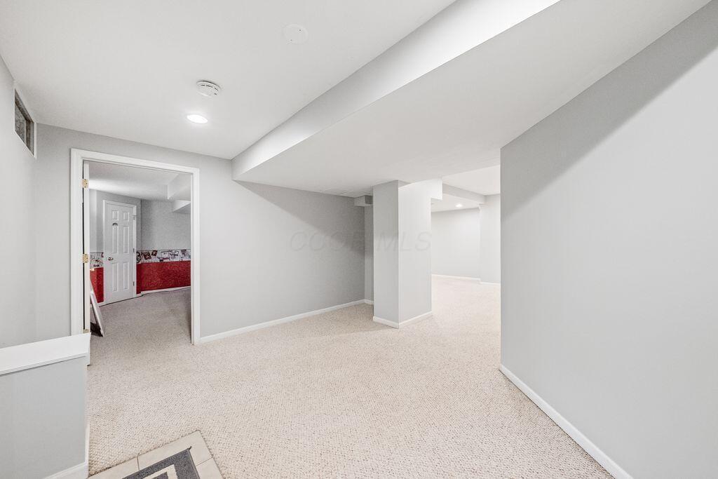 266 Oakham Court Property Photo 31