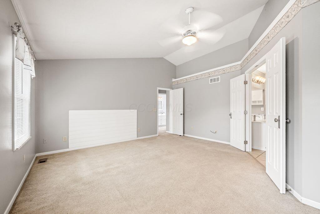266 Oakham Court Property Photo 41