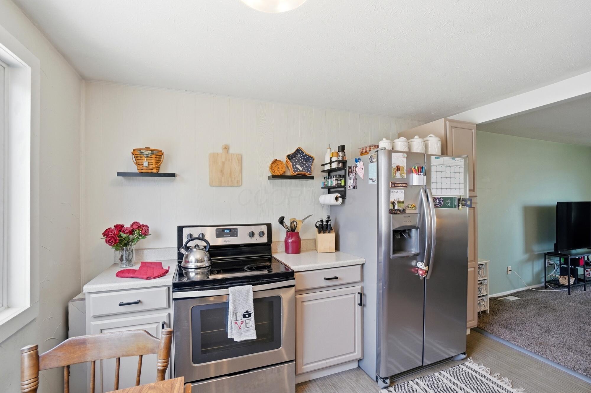 2093 Tupsfield Road Property Photo 10