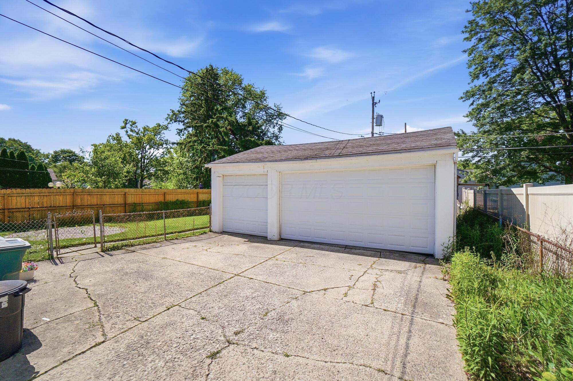 2093 Tupsfield Road Property Photo 31