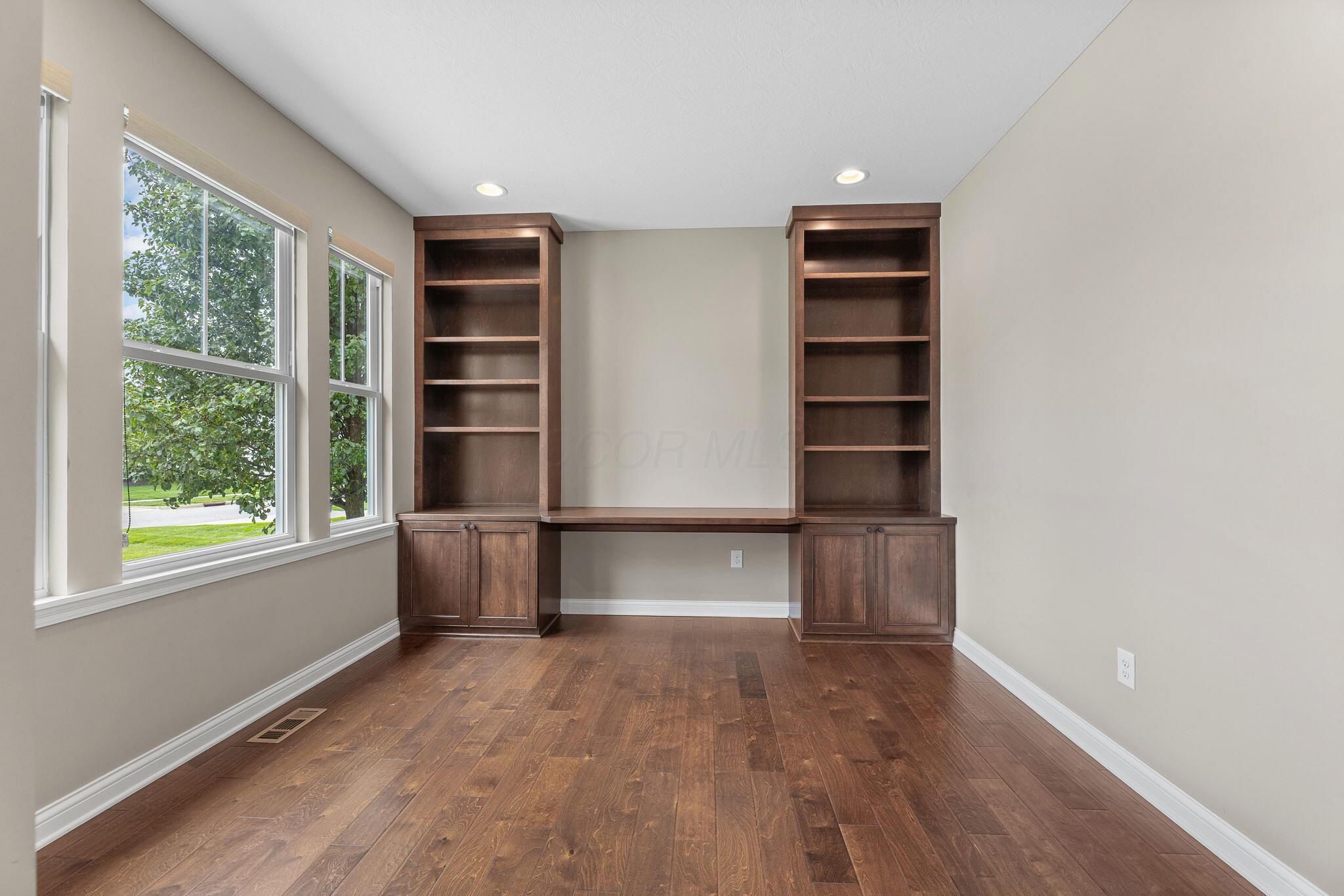 3751 Sanctuary Loop Property Photo 14
