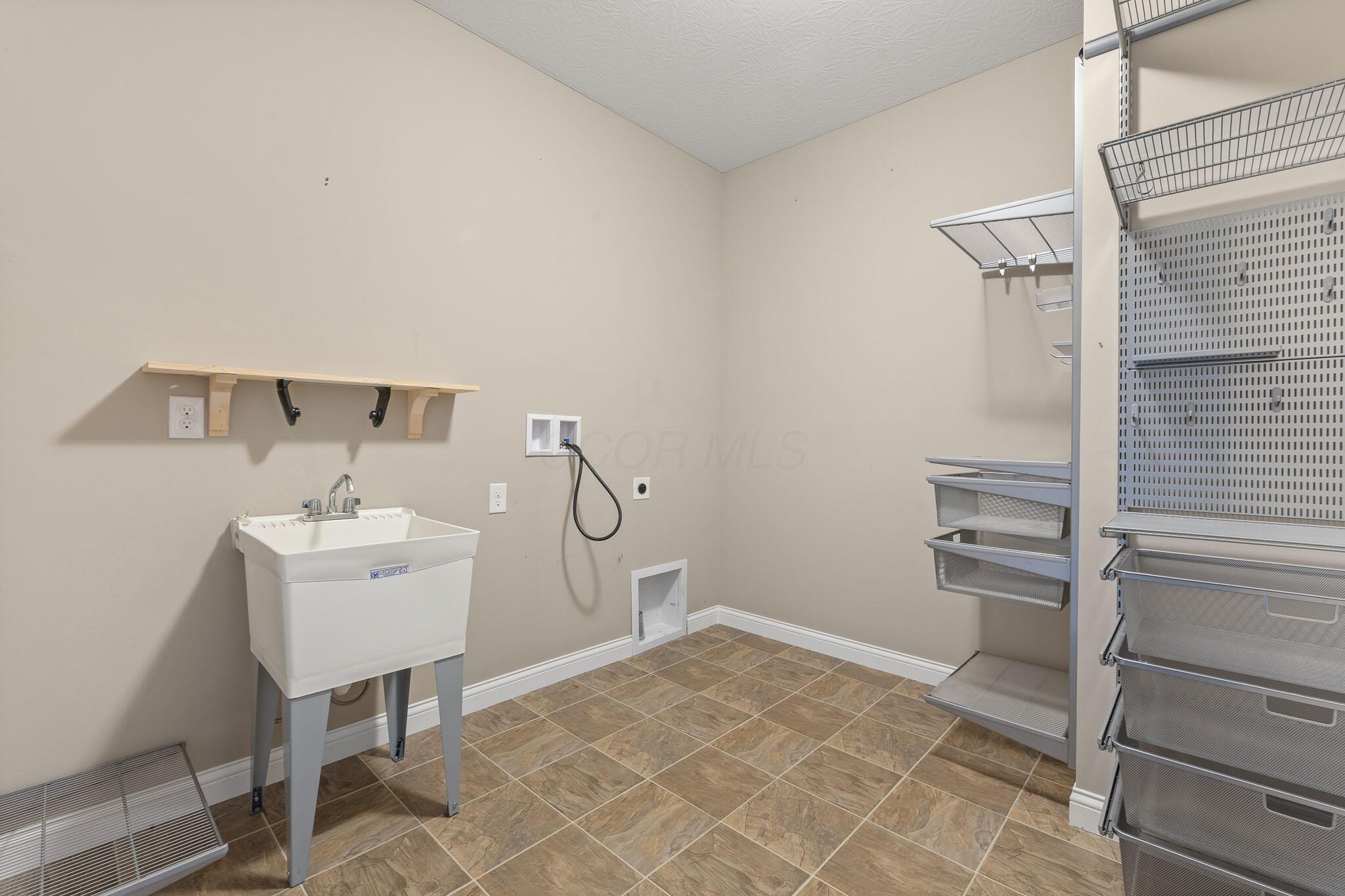 3751 Sanctuary Loop Property Photo 31