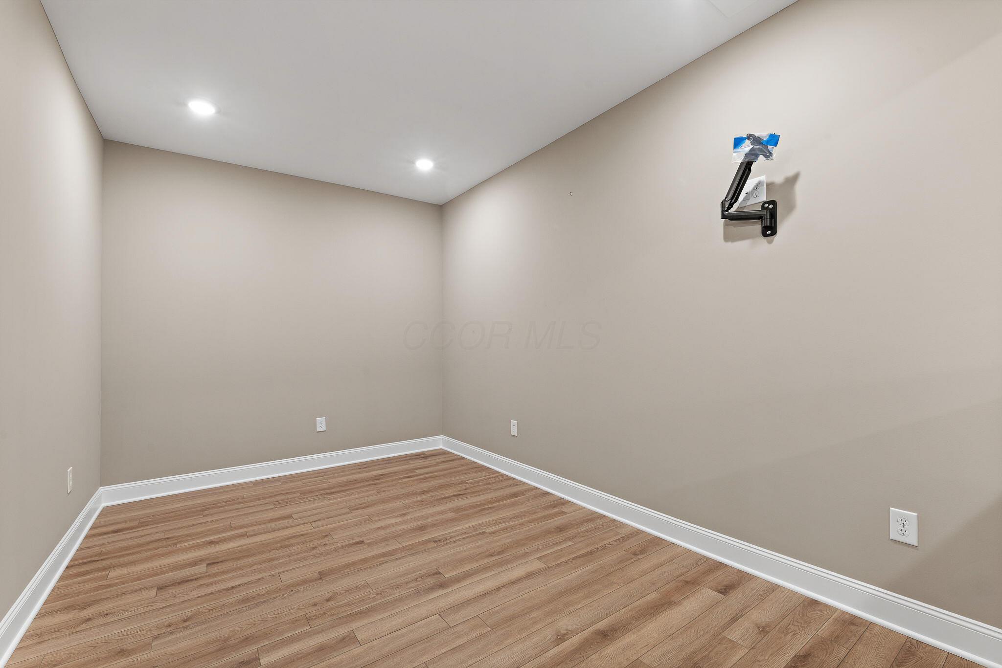 3751 Sanctuary Loop Property Photo 43