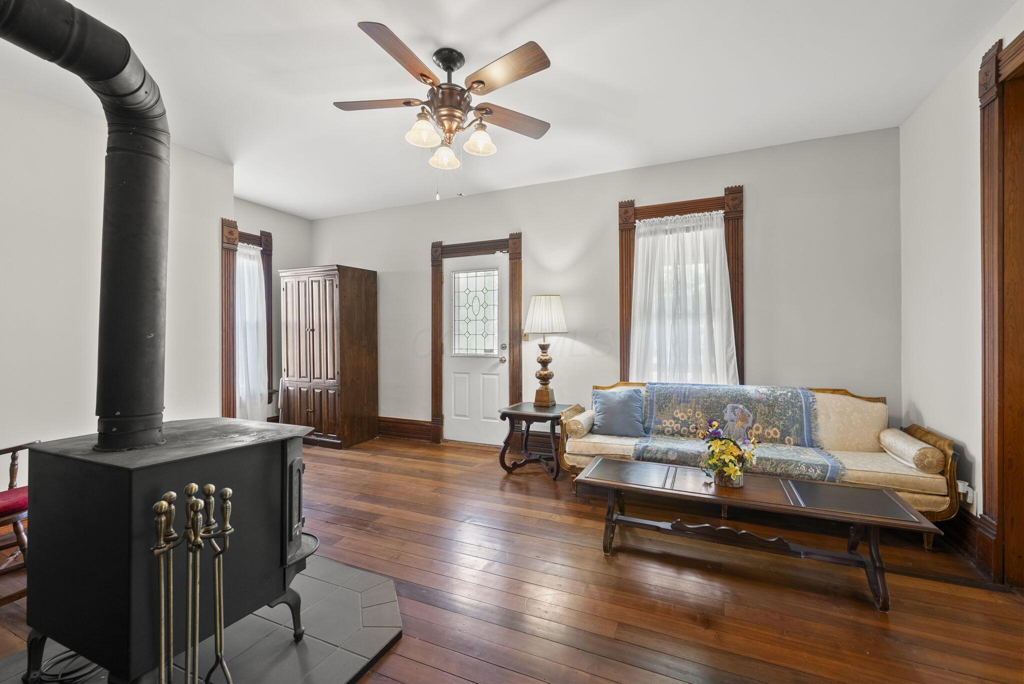 1263 Amity Road Property Photo 4