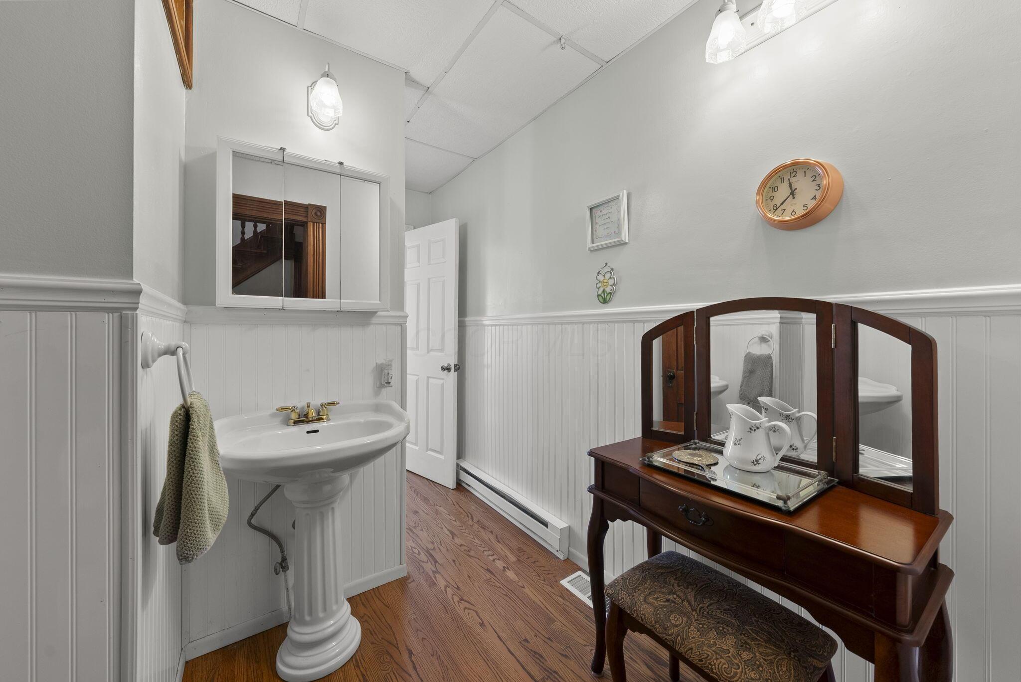 1263 Amity Road Property Photo 17