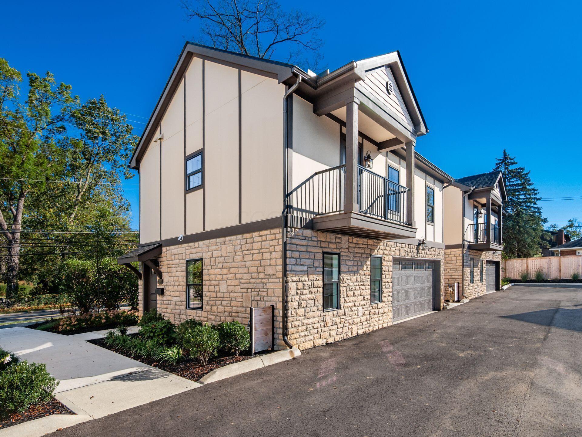 2015 W 5th Avenue, 107 Property Photo 3