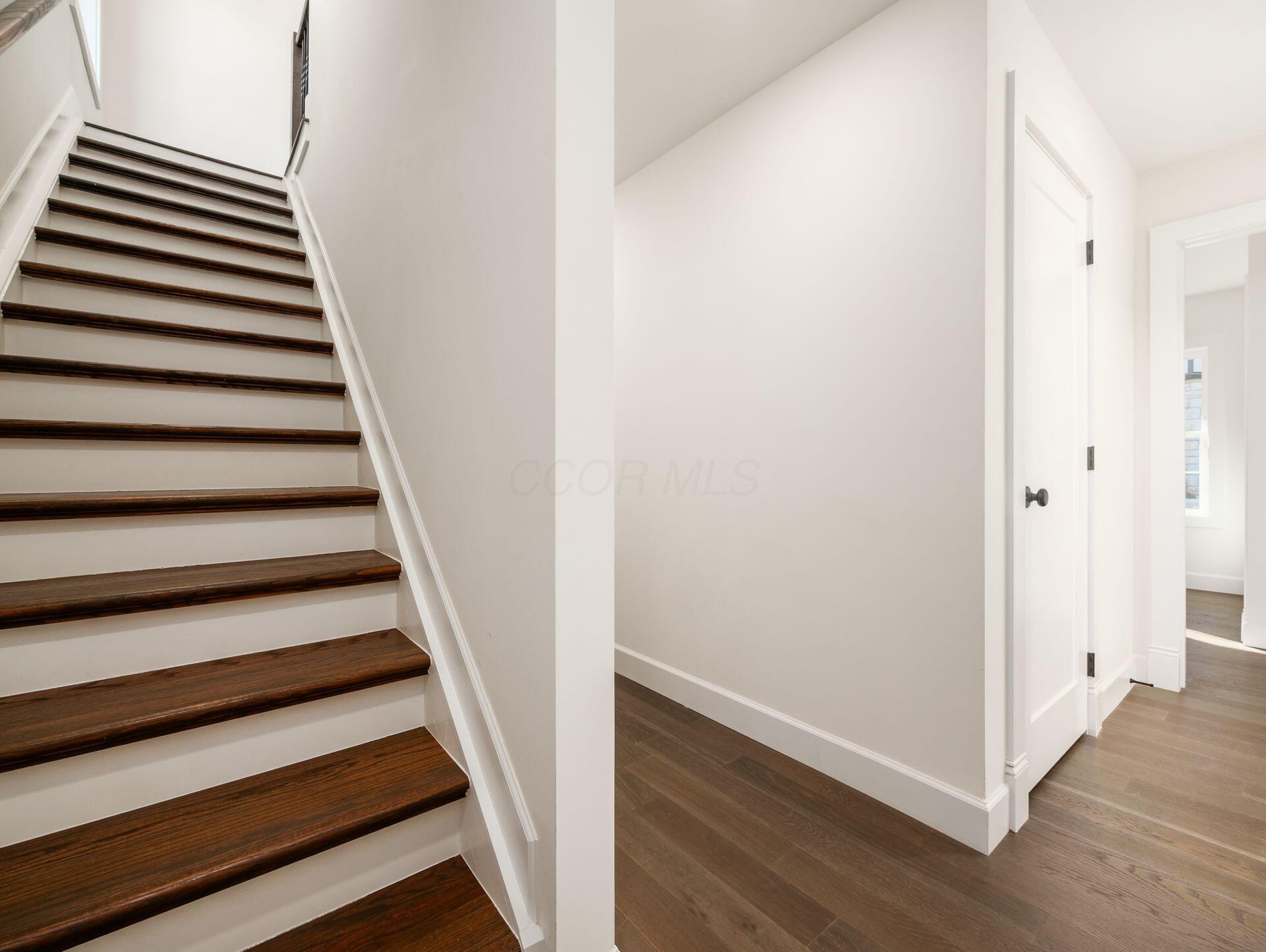2015 W 5th Avenue, 107 Property Photo 5